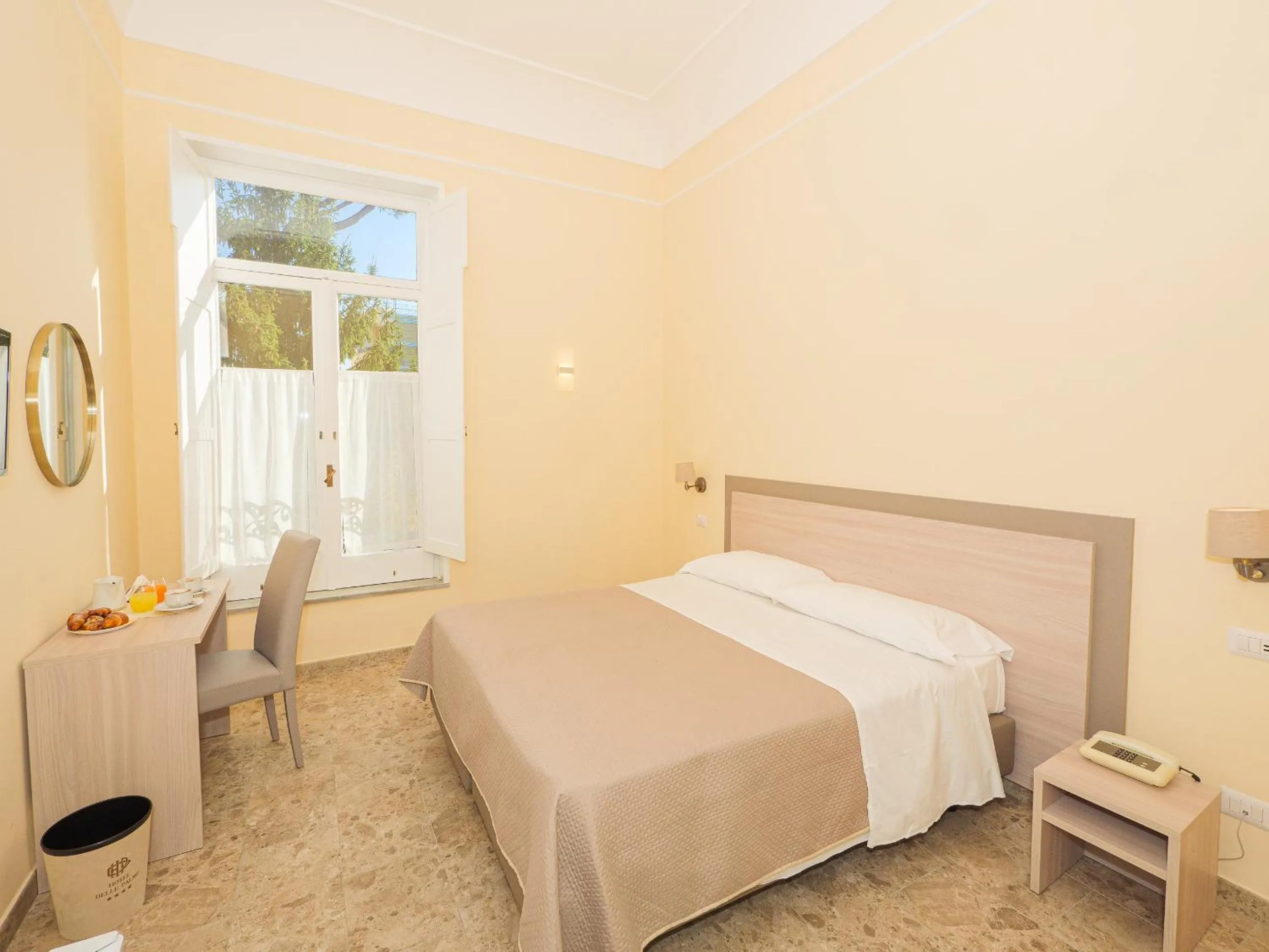 Bed in Hotel Delle Palme