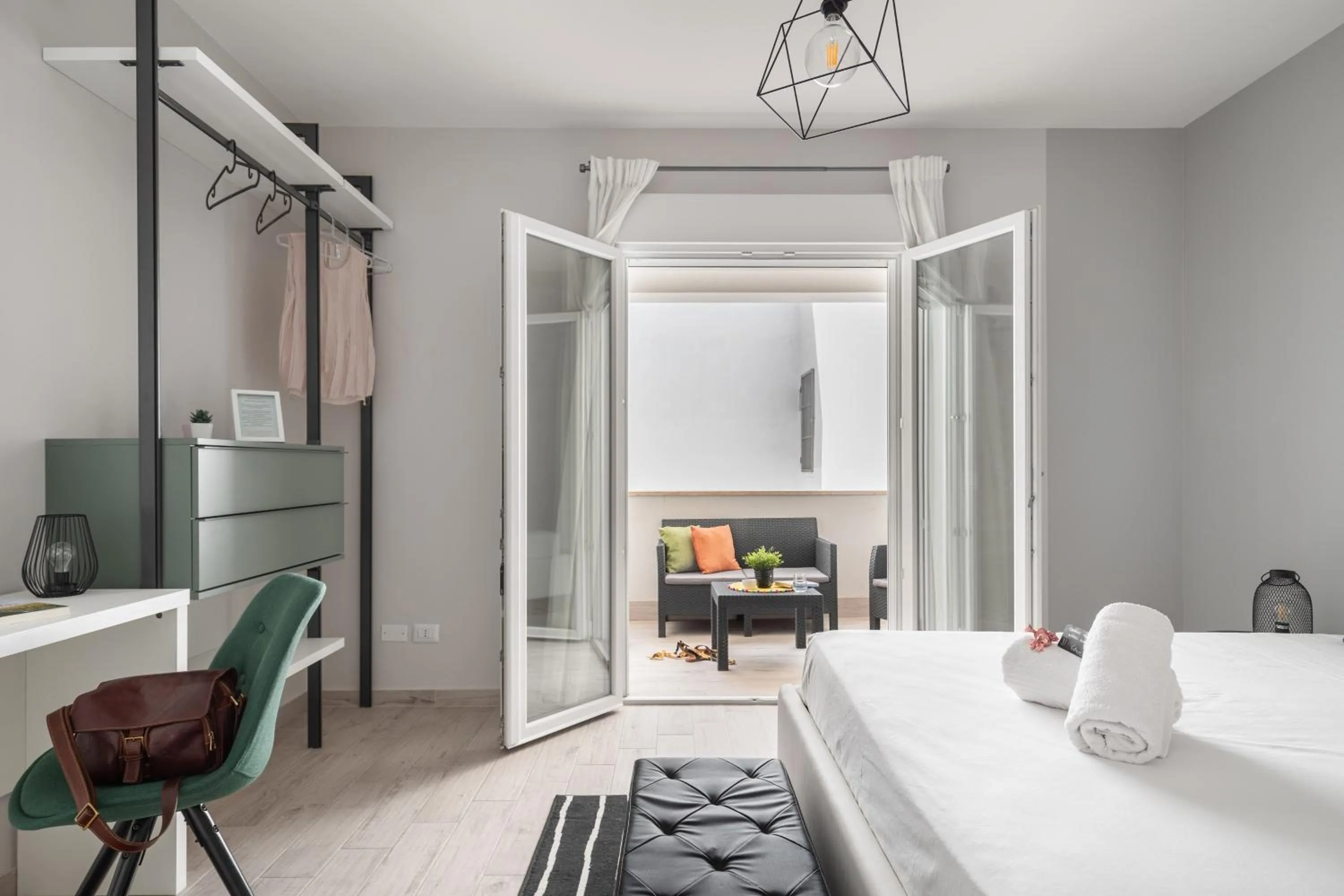 Balcony/Terrace, Bed in Volturno3 Suites & more