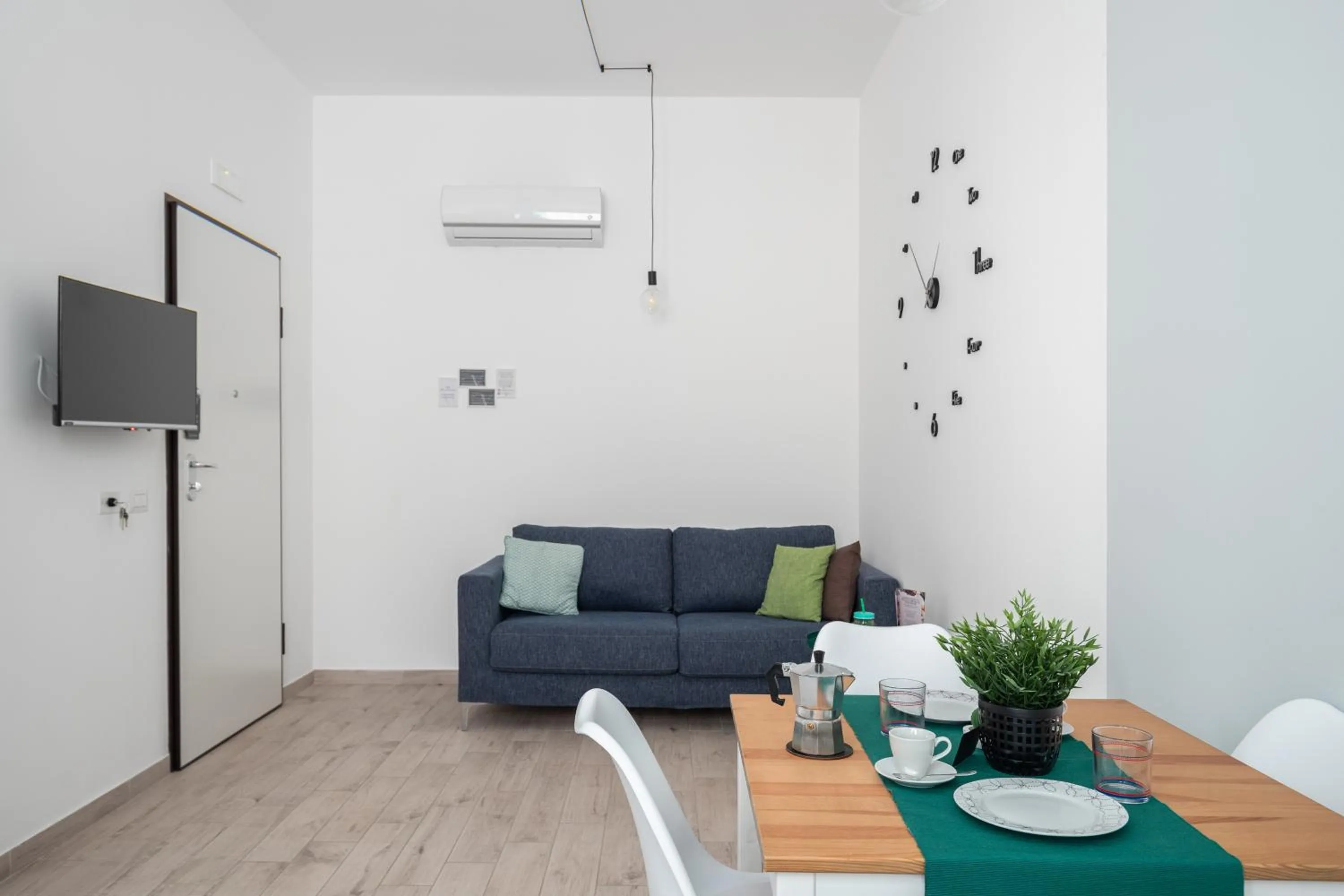 TV and multimedia in Volturno3 Suites & more