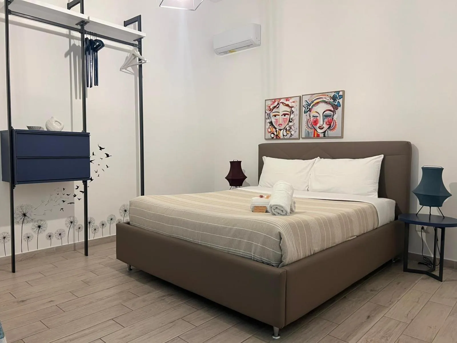 Bedroom, Bed in Volturno3 Suites & more