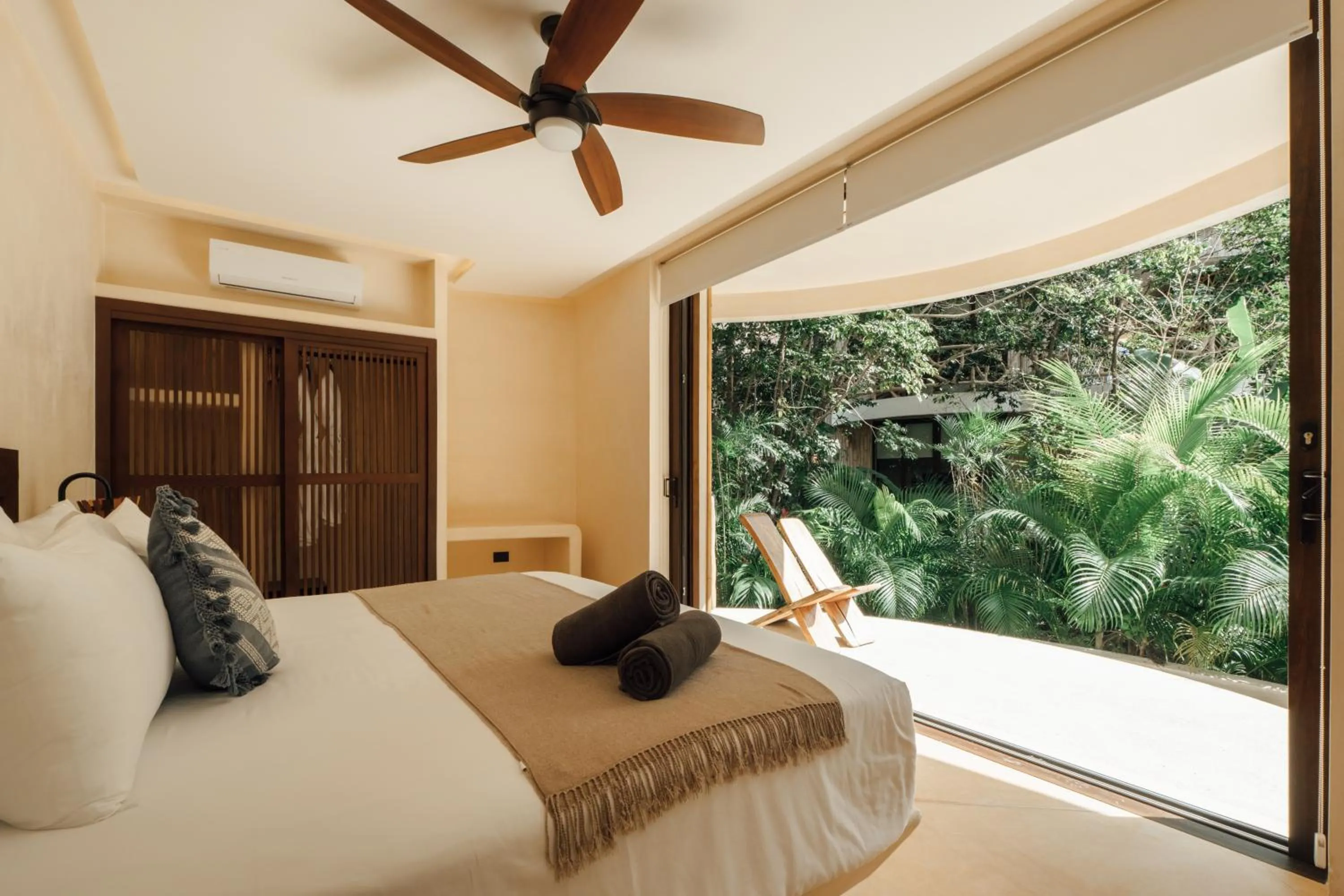 Balcony/Terrace, Bed in Kan Tulum Hotel