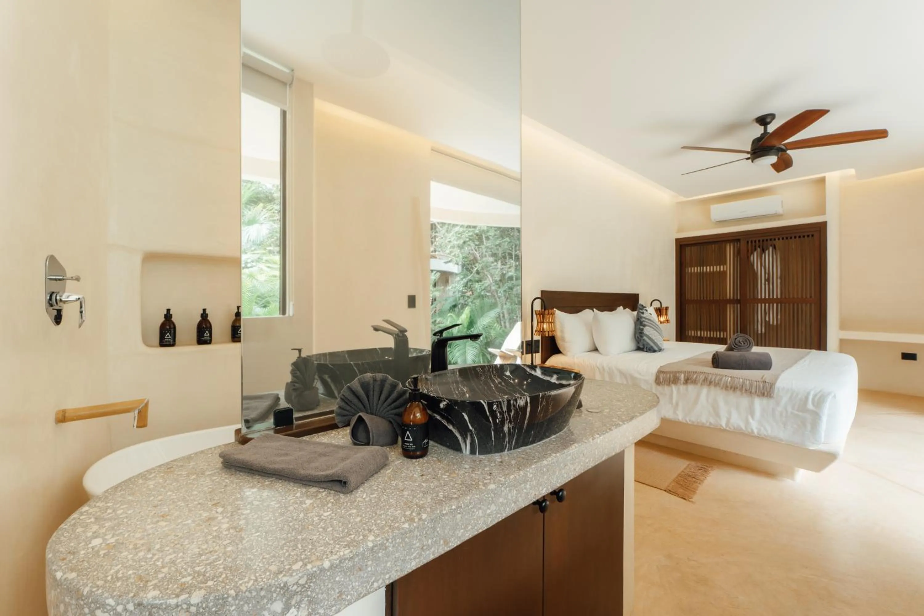 Bathroom, Bed in Kan Tulum Hotel