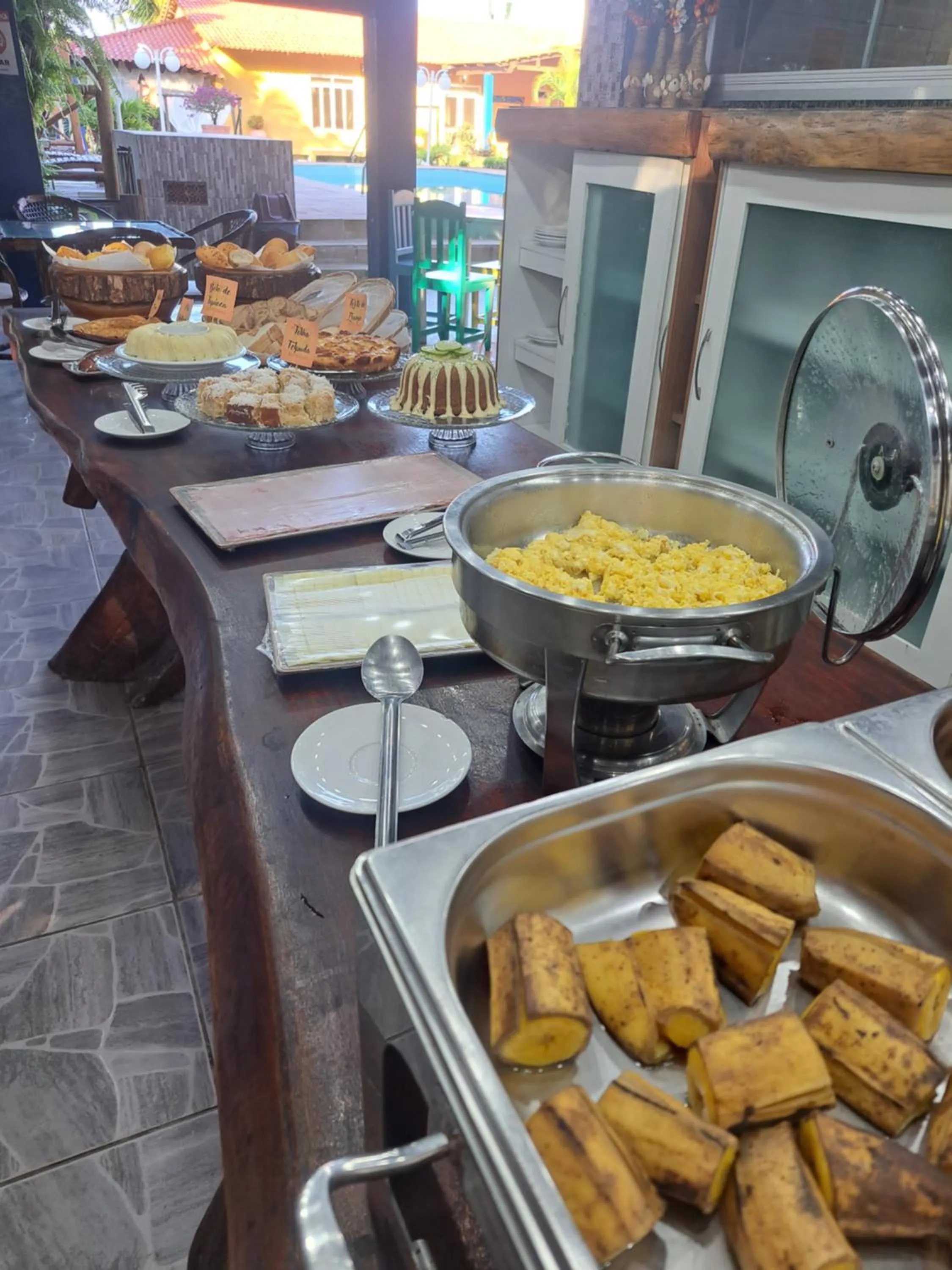 Buffet breakfast in Pousada Beach Bahia