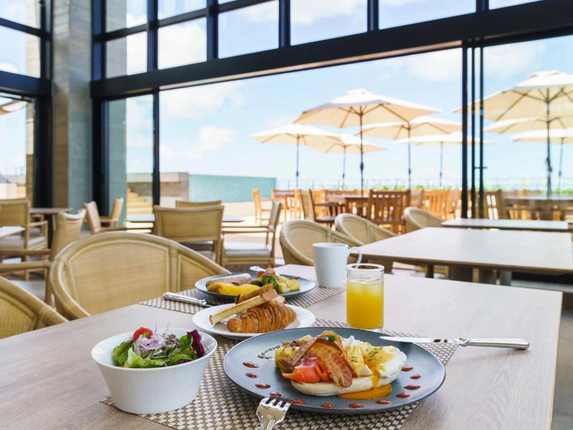 Lounge or bar in MB GALLERY CHATAN by THE TERRACE HOTELS