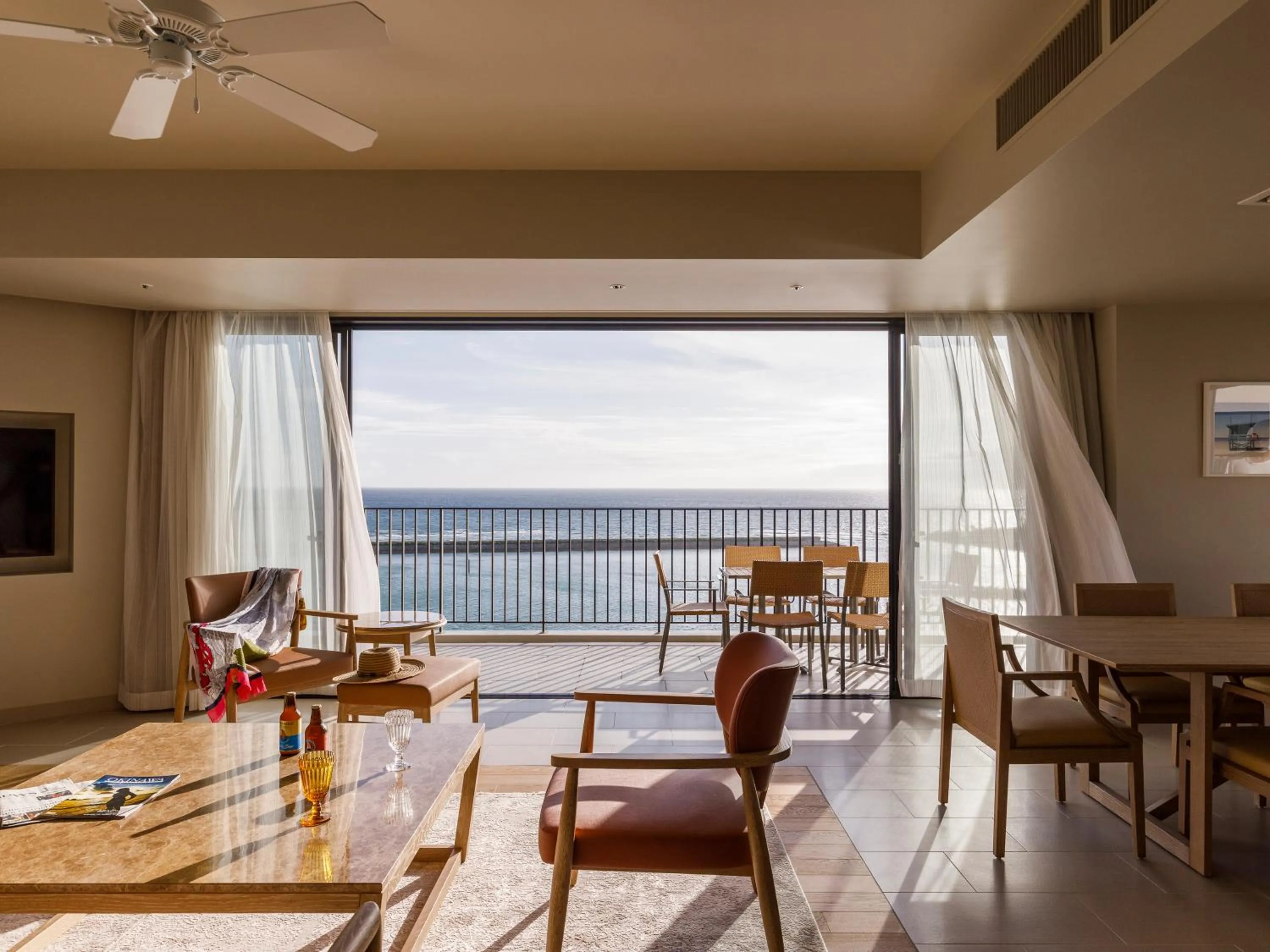 Living room in MB GALLERY CHATAN by THE TERRACE HOTELS