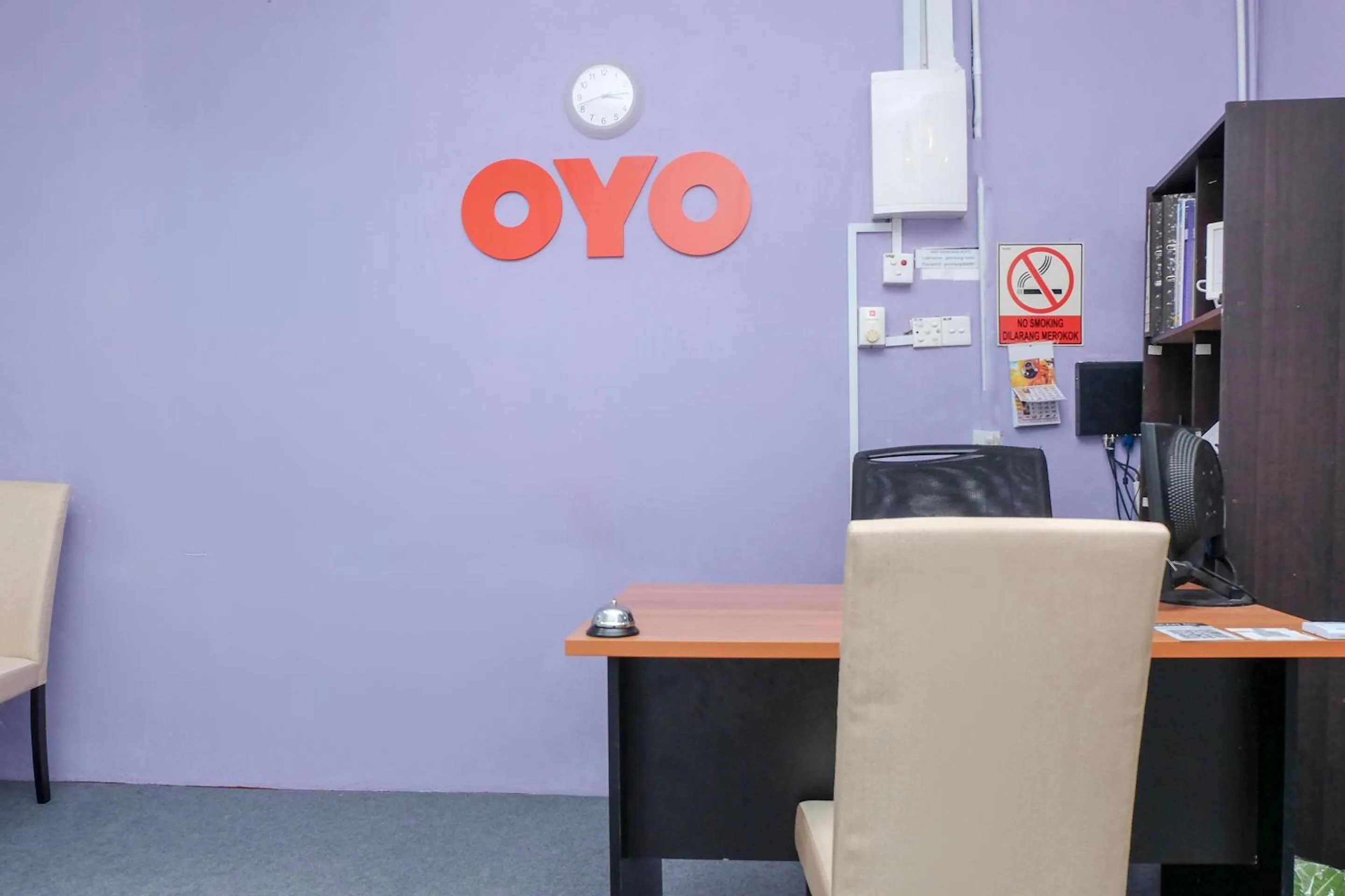 Lobby or reception in OYO 90180 Gemilang Hotel Kerteh