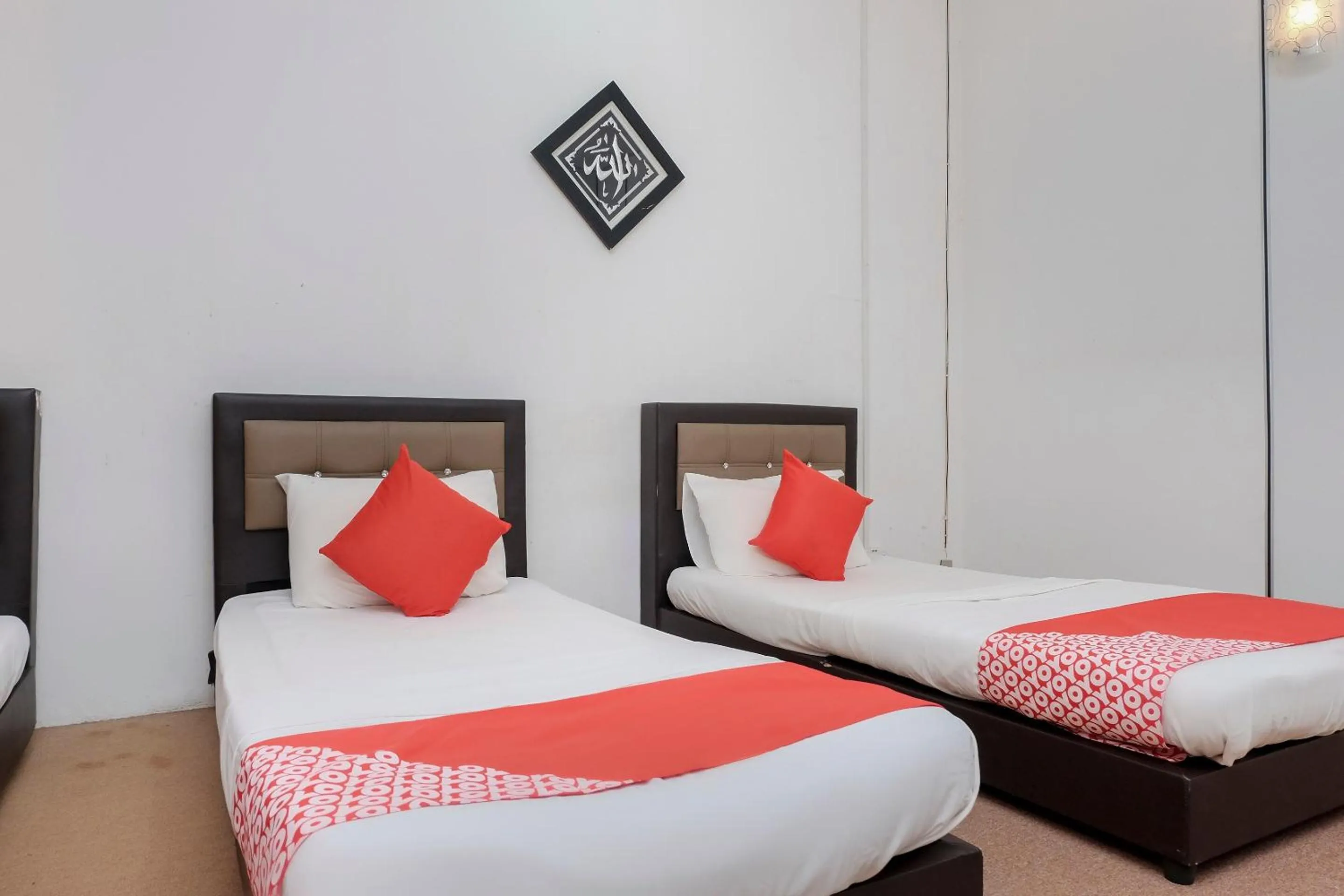 Bedroom, Bed in OYO 90180 Gemilang Hotel Kerteh