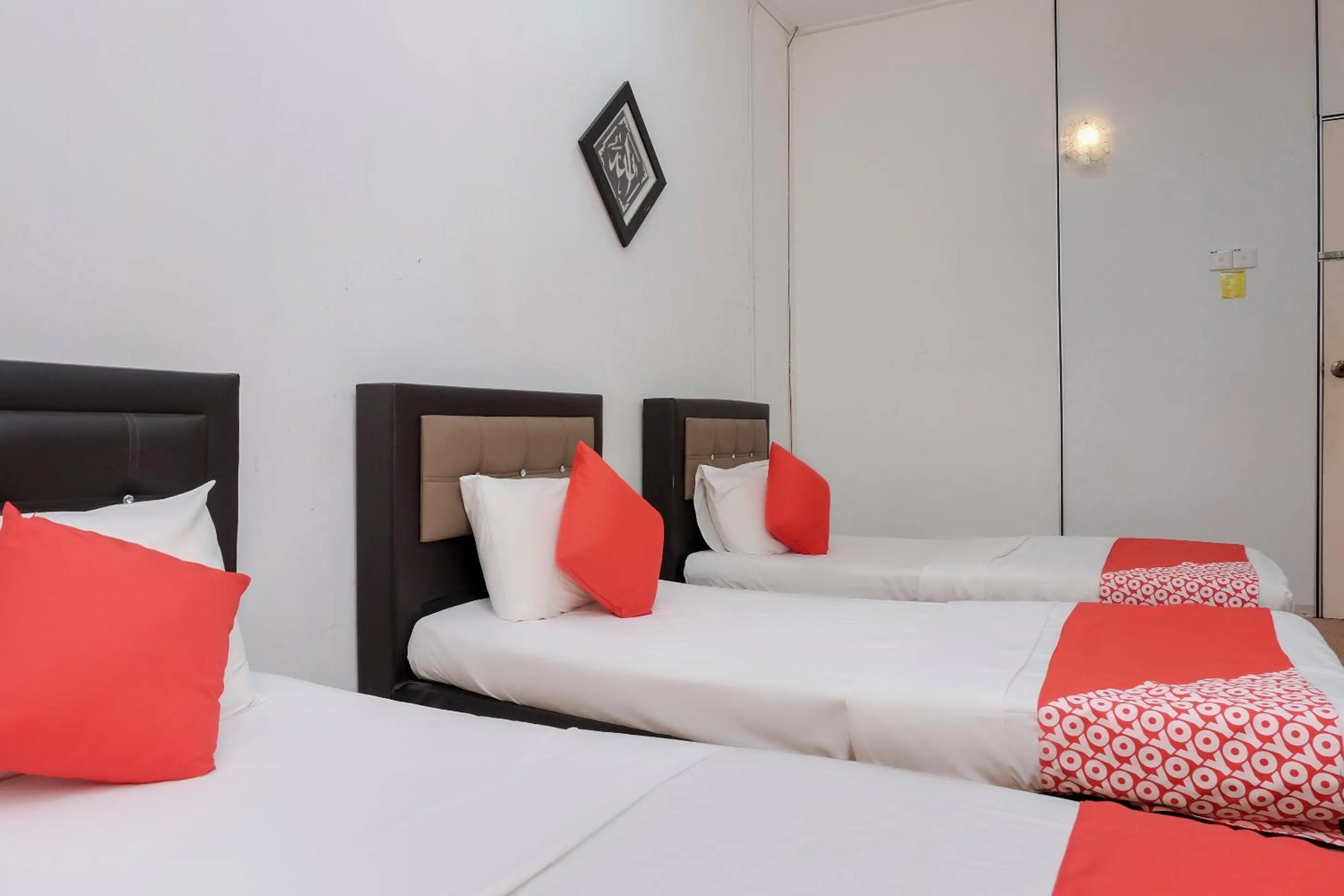 Bedroom, Bed in OYO 90180 Gemilang Hotel Kerteh