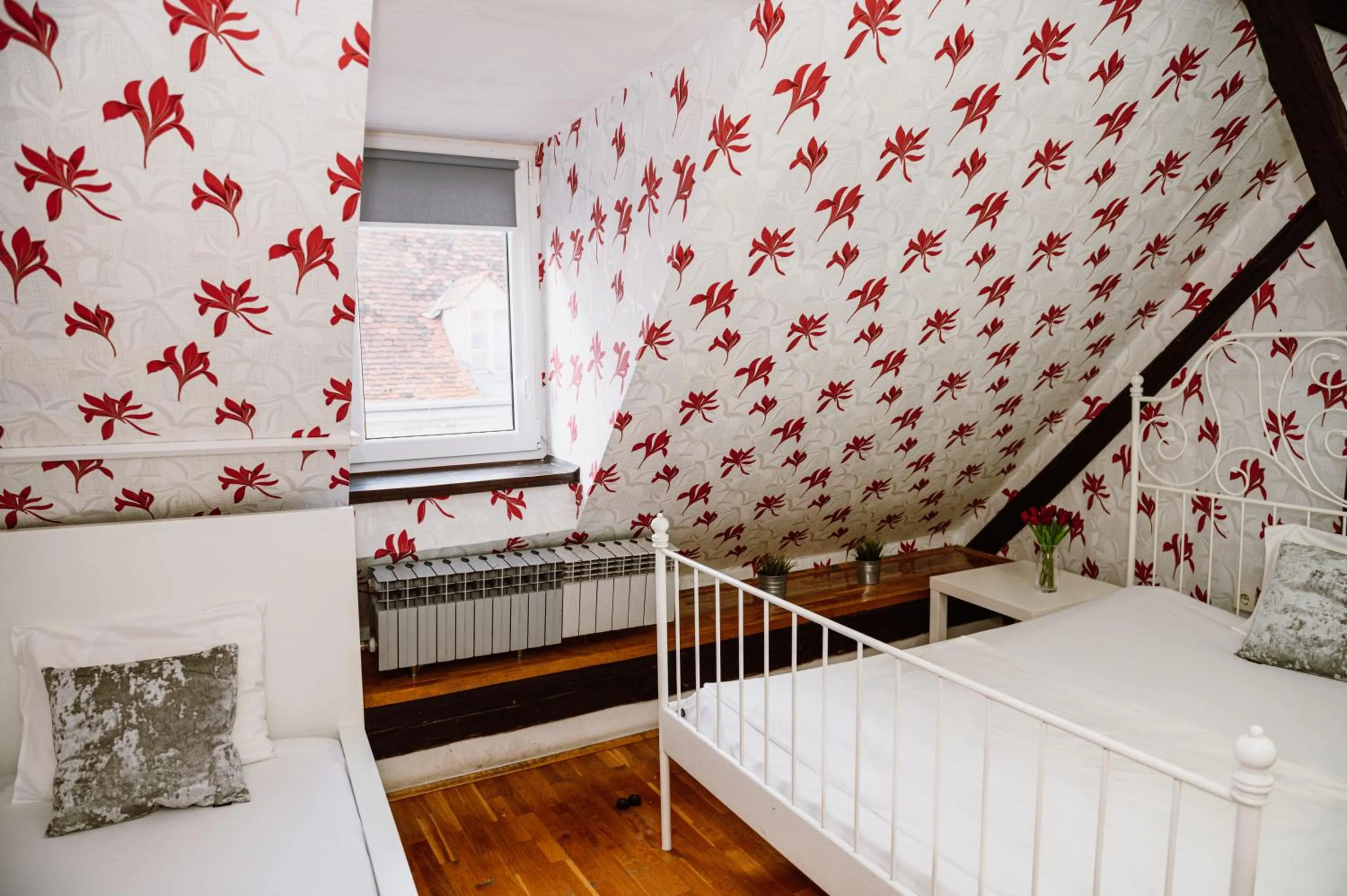 Bed in Hostel Centar