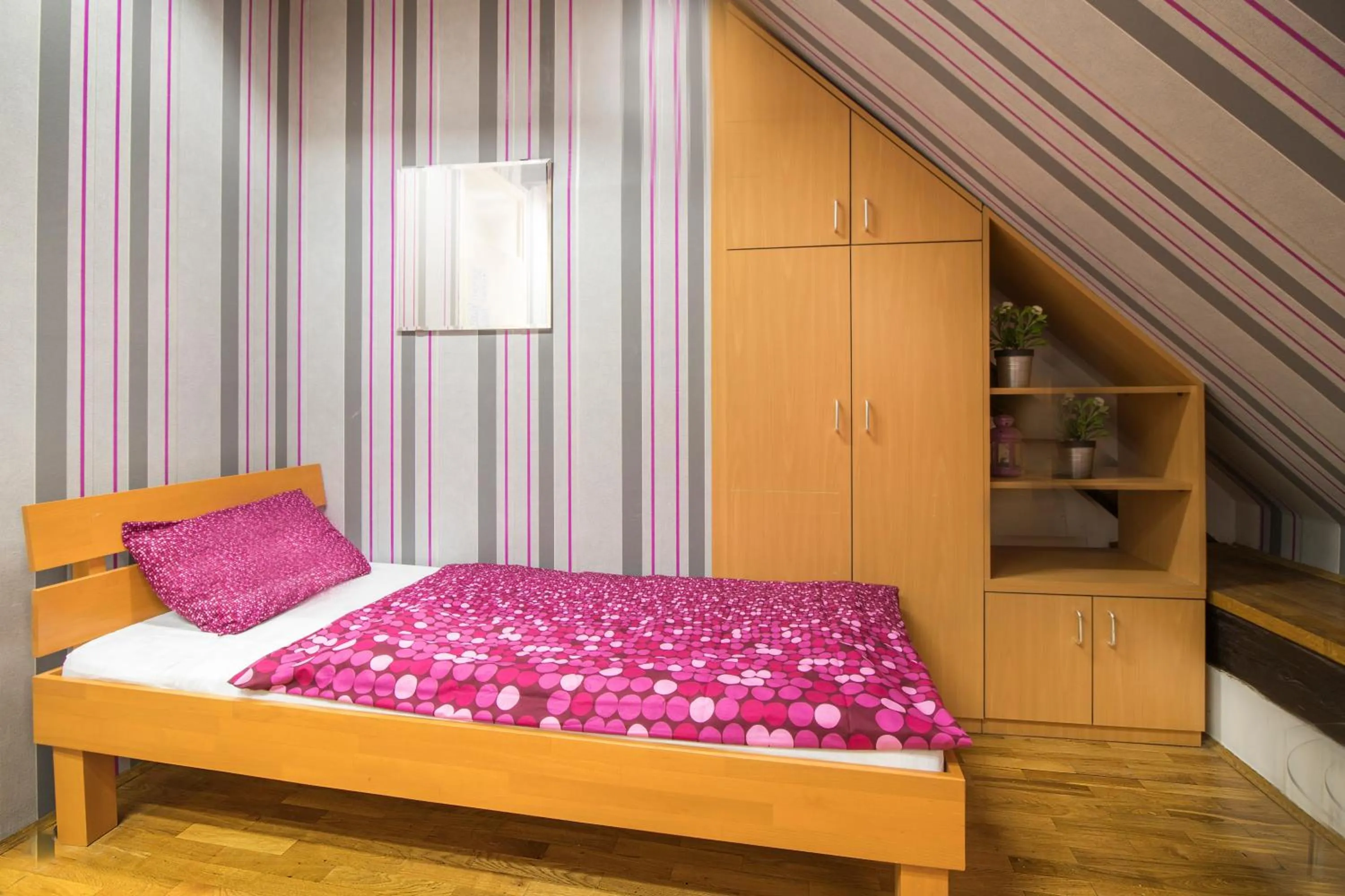 Bed in Hostel Centar