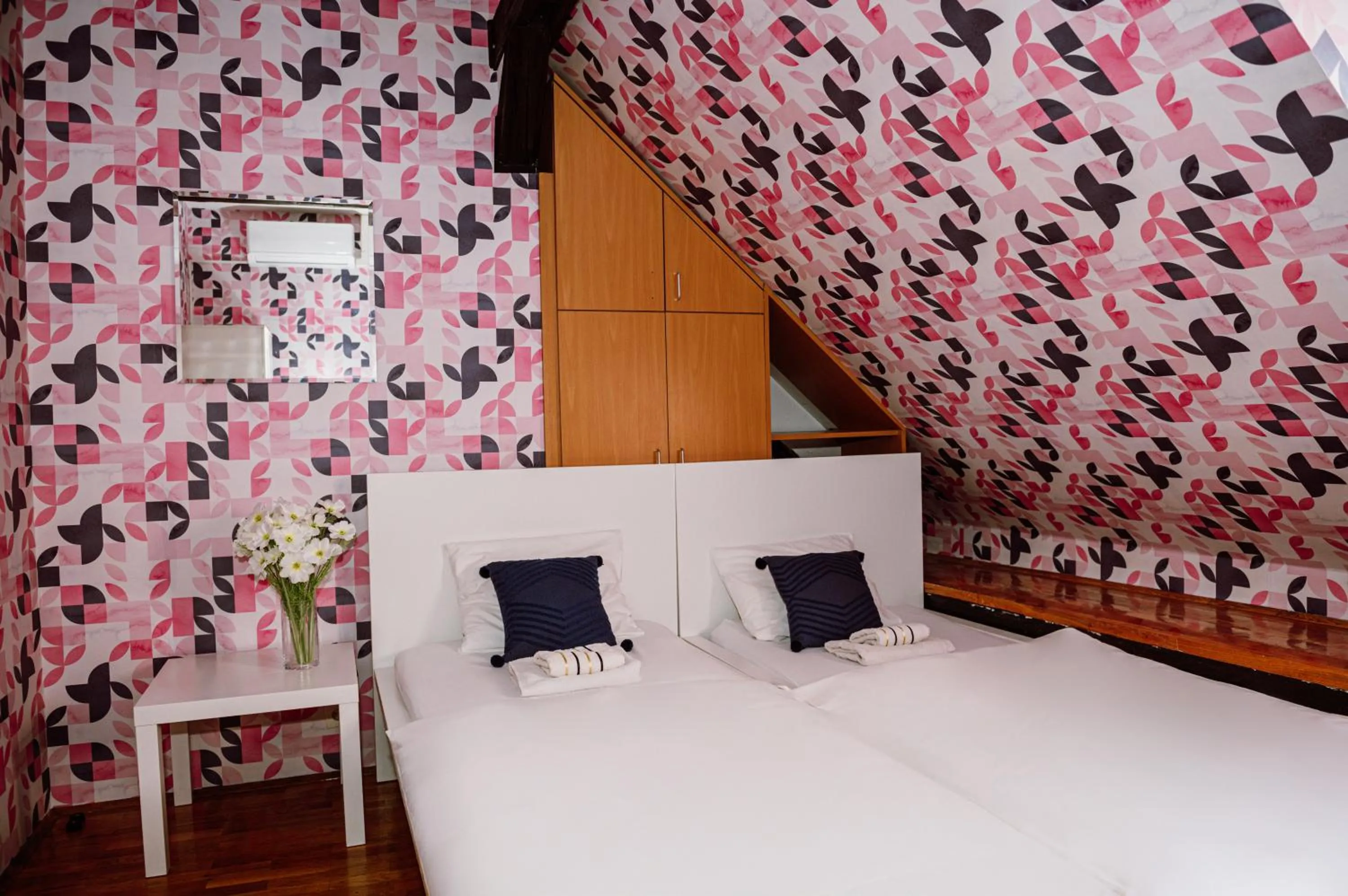 Bed in Hostel Centar