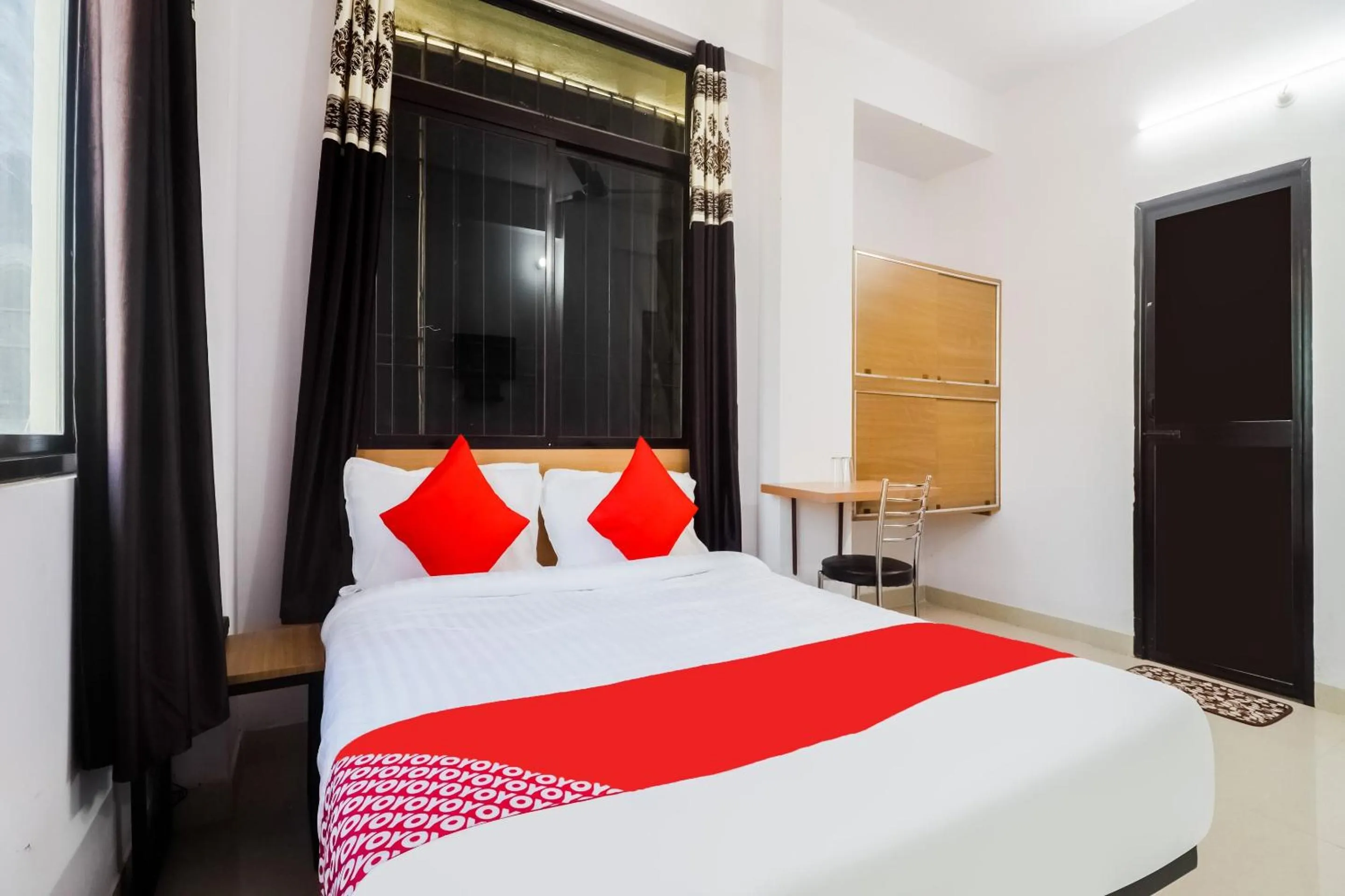 Bedroom, Bed in Hotel O Dream Inn