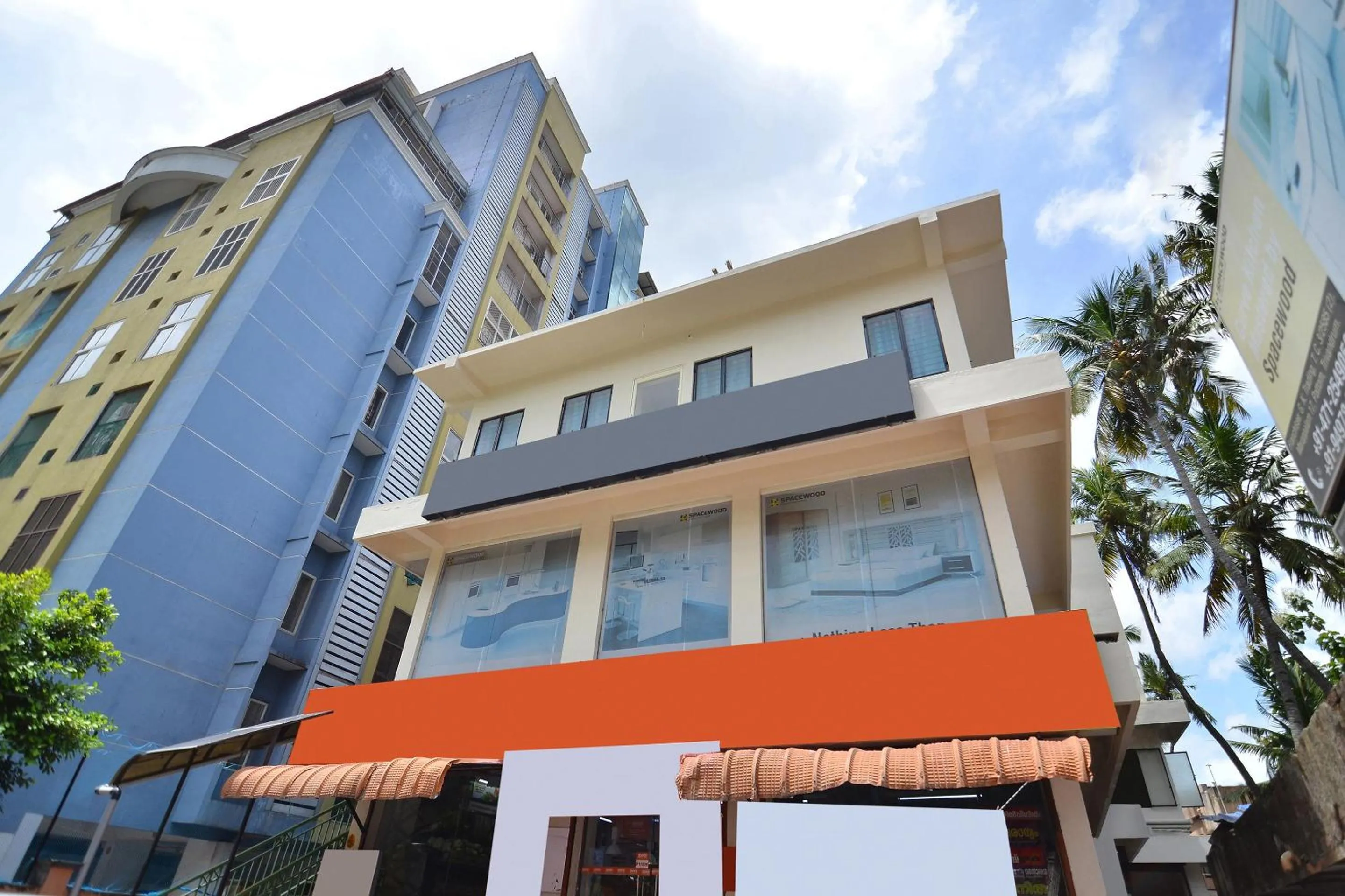 Facade/entrance in Hotel O Pop Tavern
