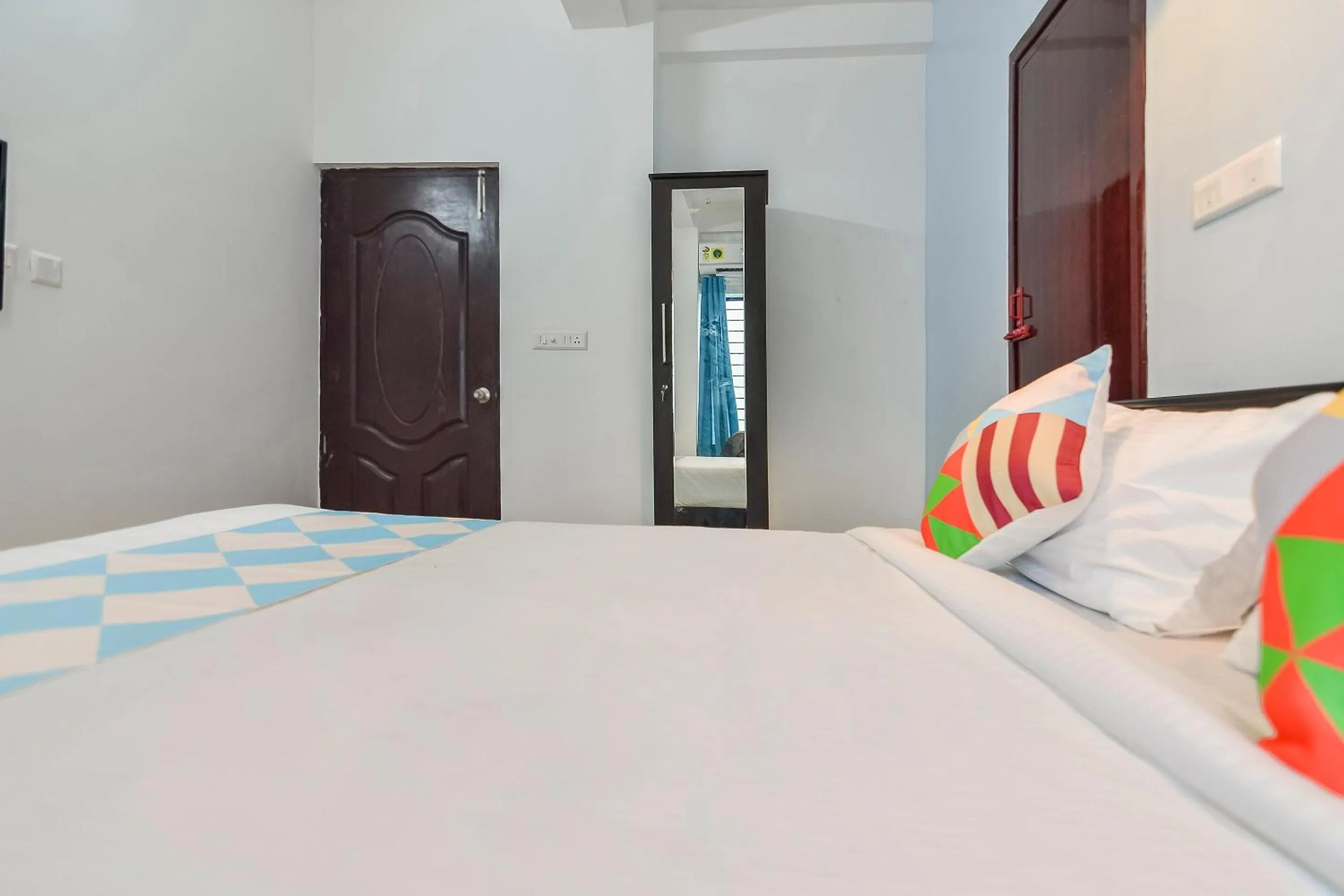 Bedroom, Bed in Hotel O Pop Tavern