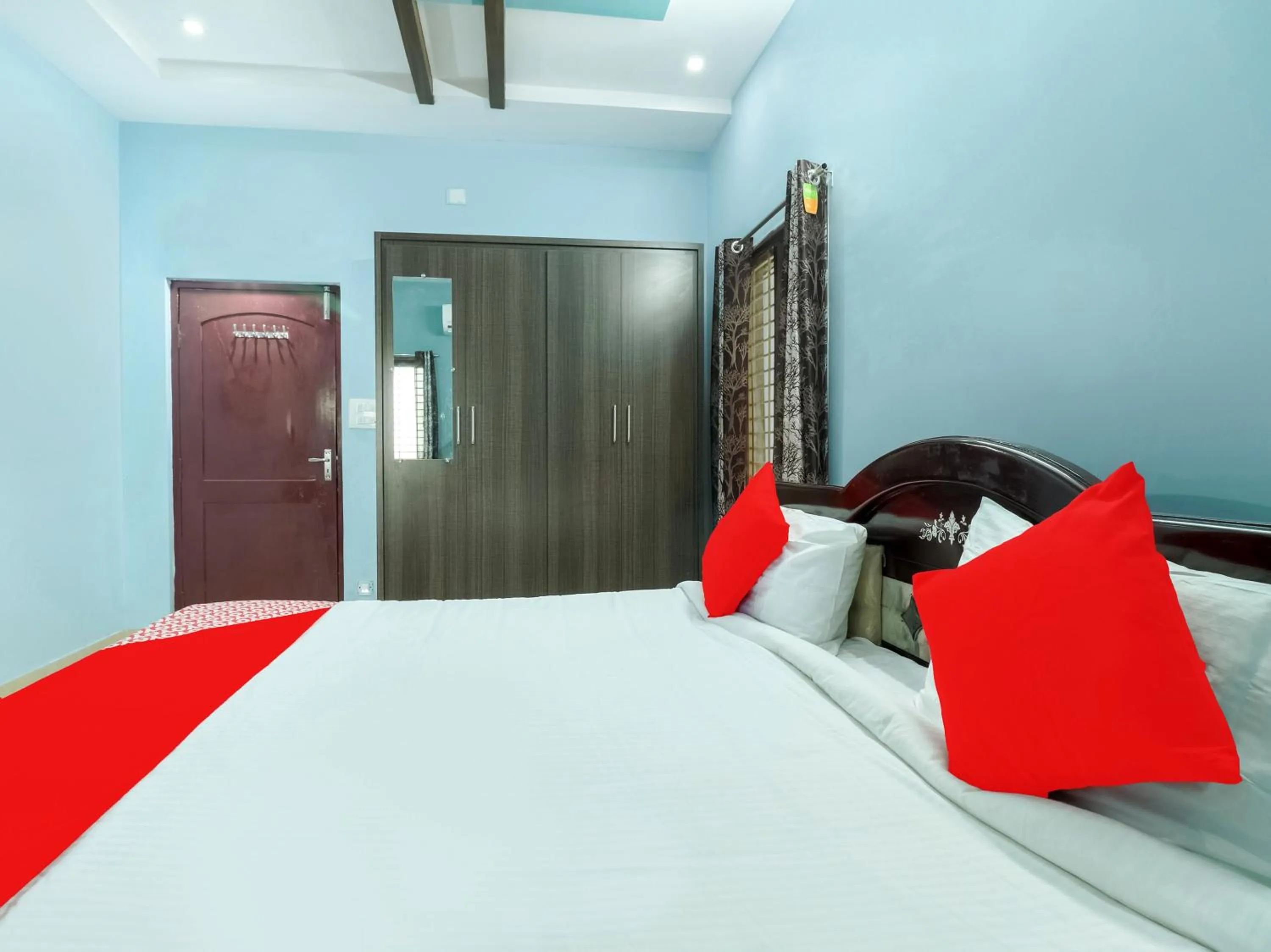 Bedroom in Hotel O Sea Coastal Inn