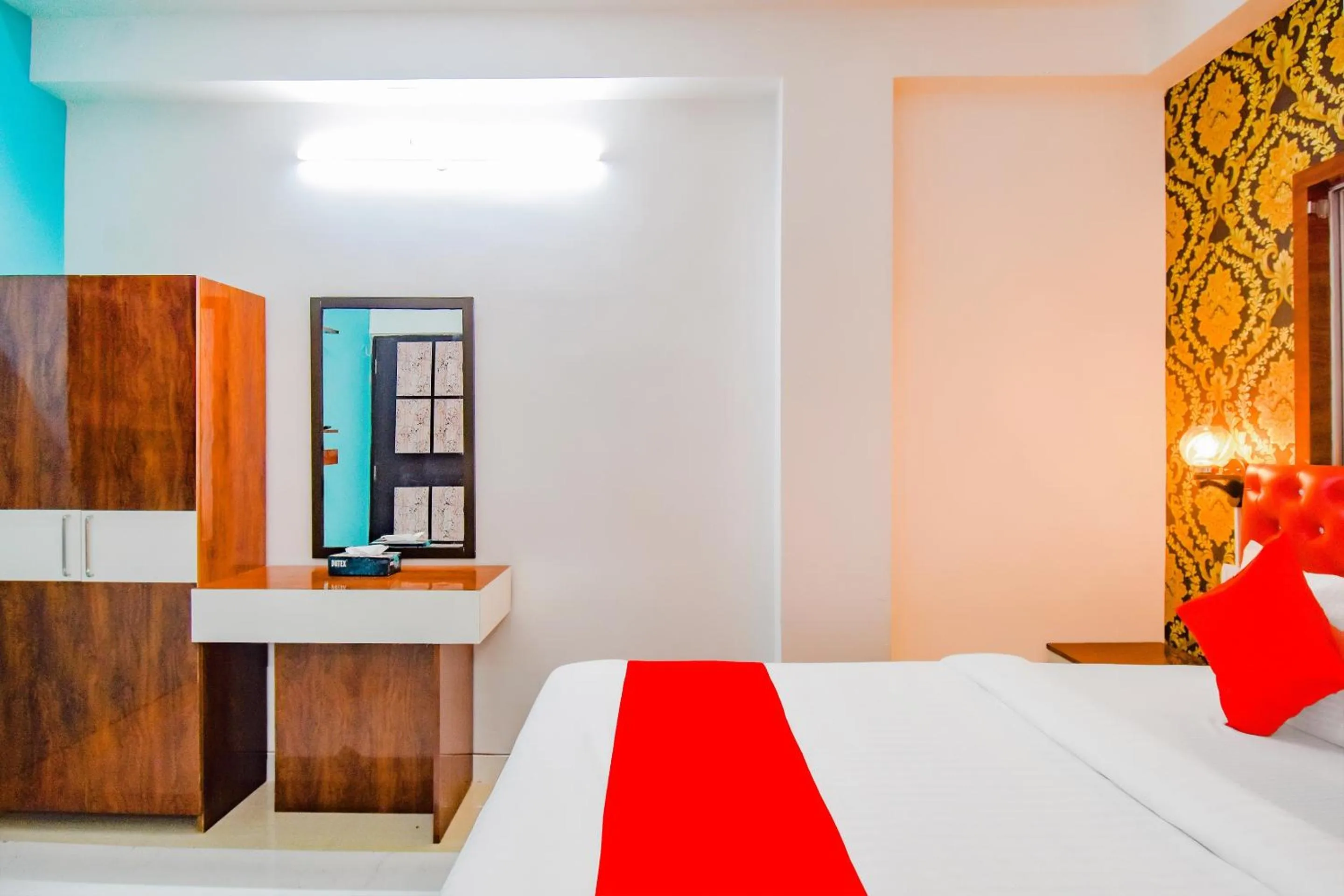 Bedroom, Bed in Hotel O Royal Palace