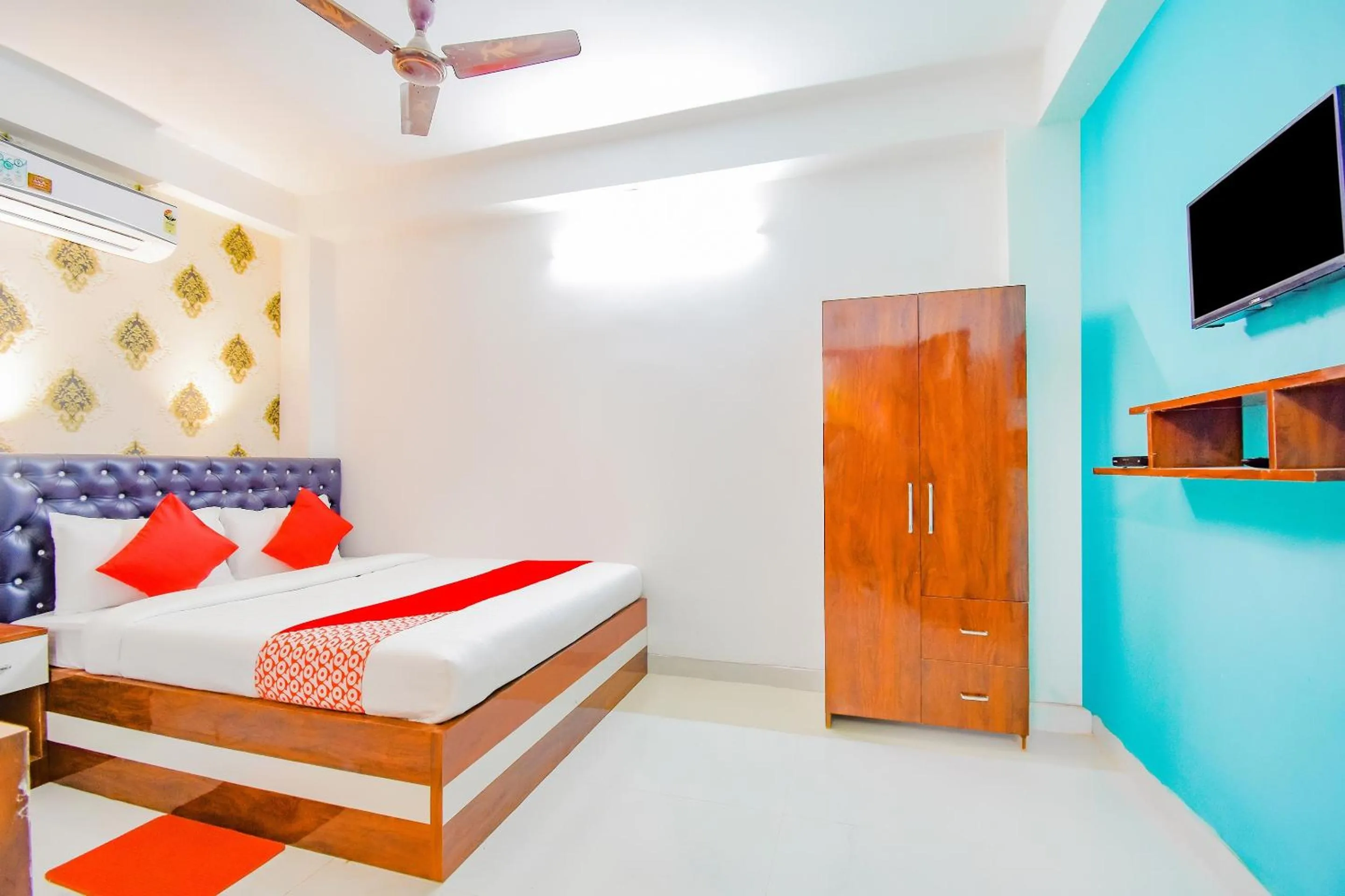 Bedroom, Bed in Hotel O Royal Palace