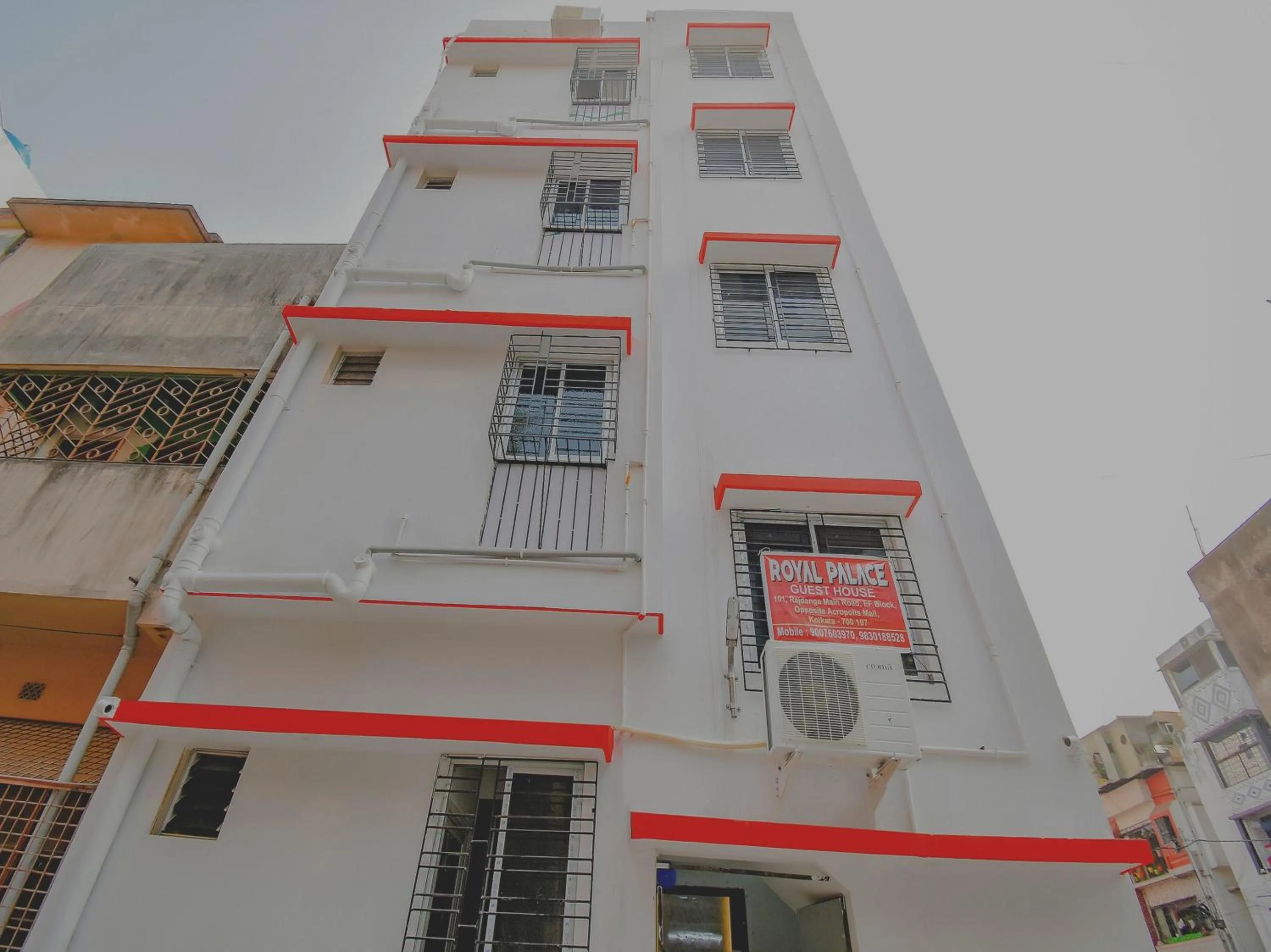 Facade/entrance in Super Hotel O Royal Palace