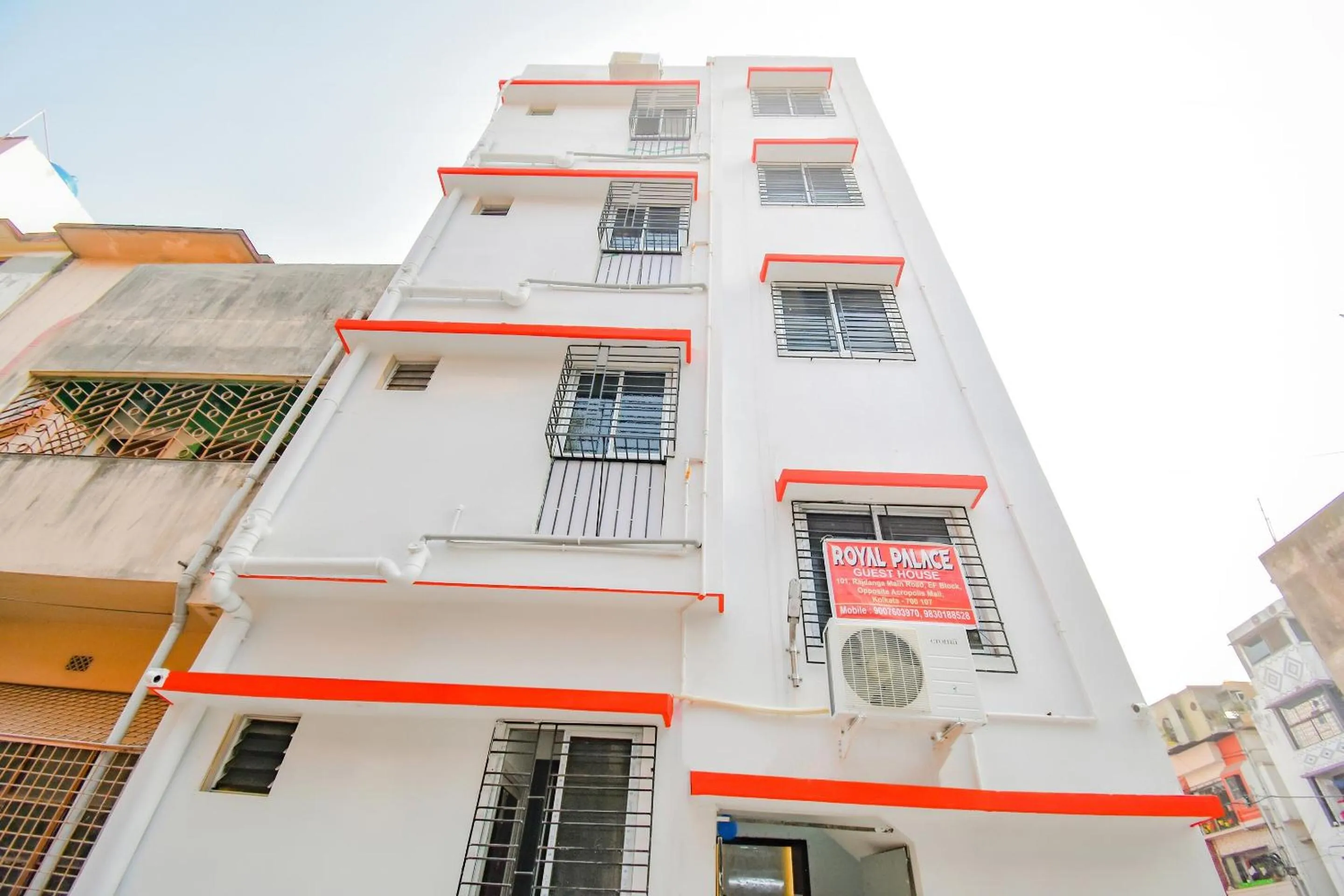 Facade/entrance in Hotel O Royal Palace