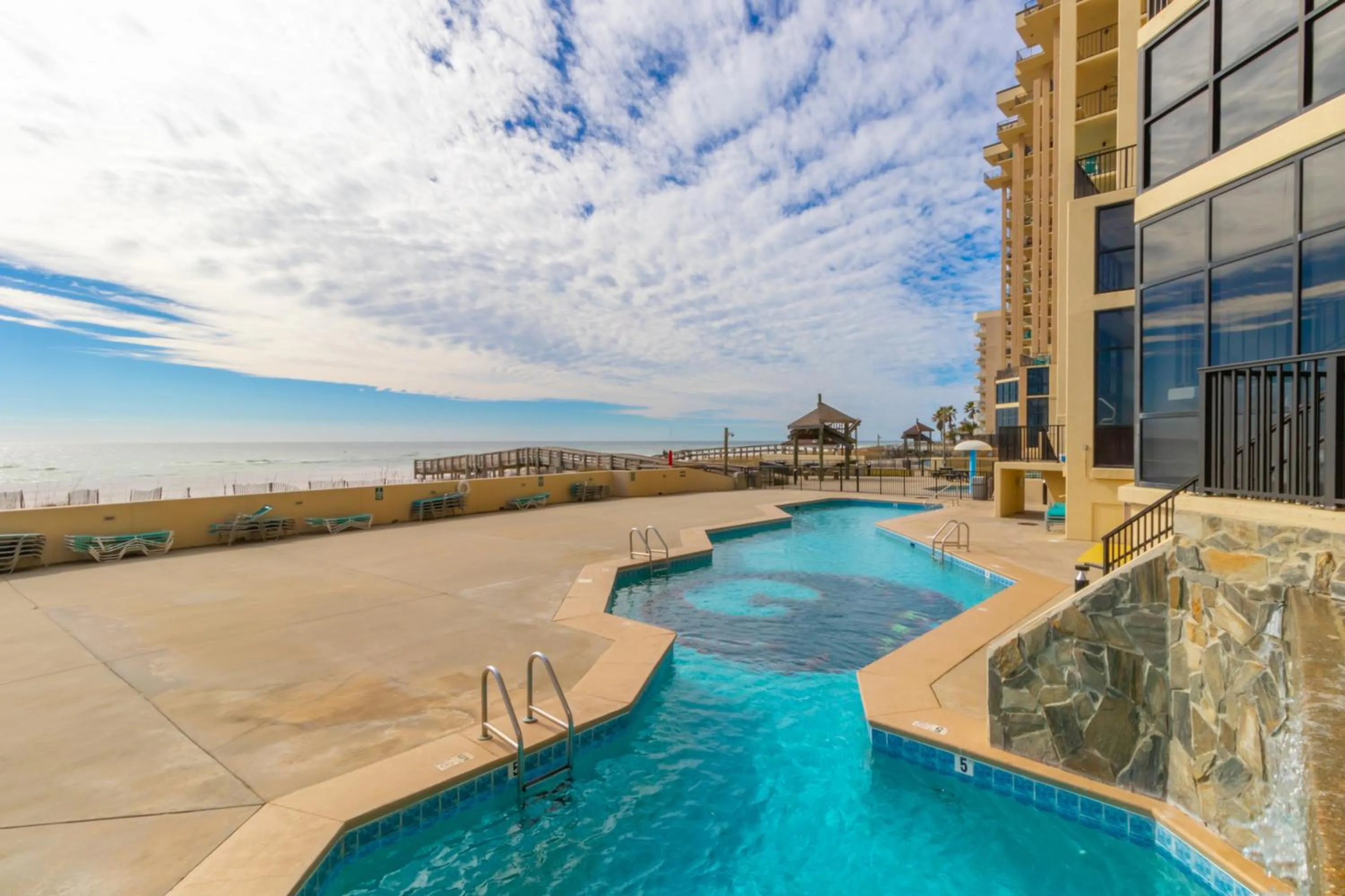 Swimming pool in Phoenix II 2012