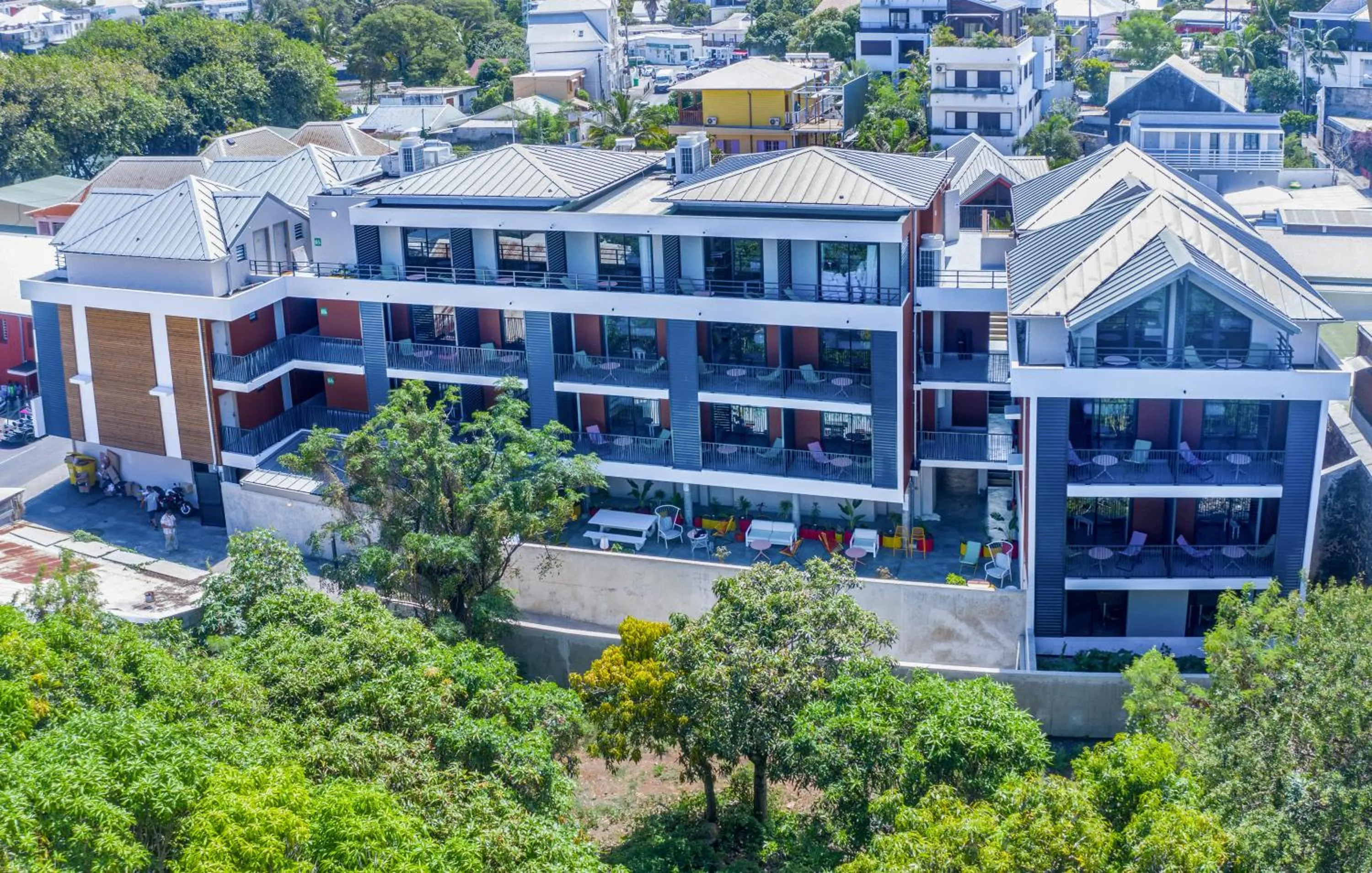 Property building in HÔTEL LE TERRE SAINTE