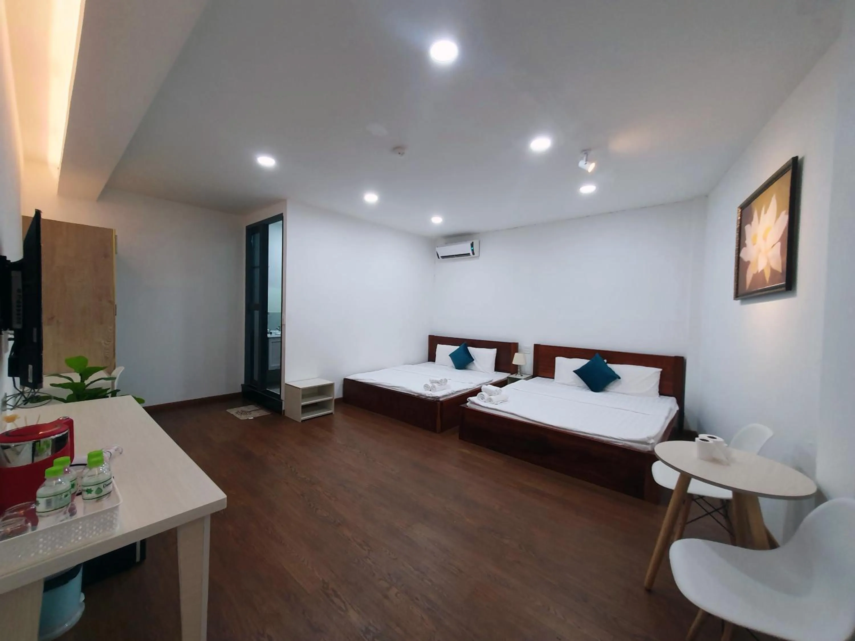 Photo of the whole room, Bed in Hero Hostel & Billiards