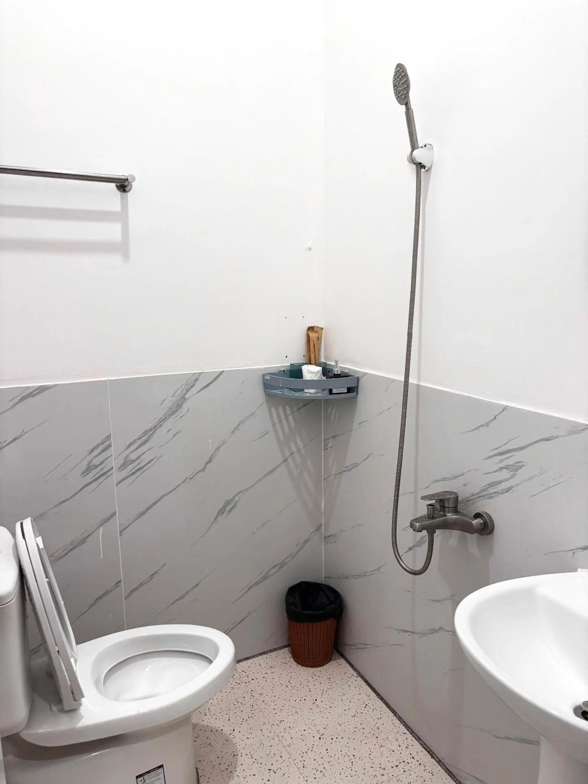 Hero Hostel & Billiards