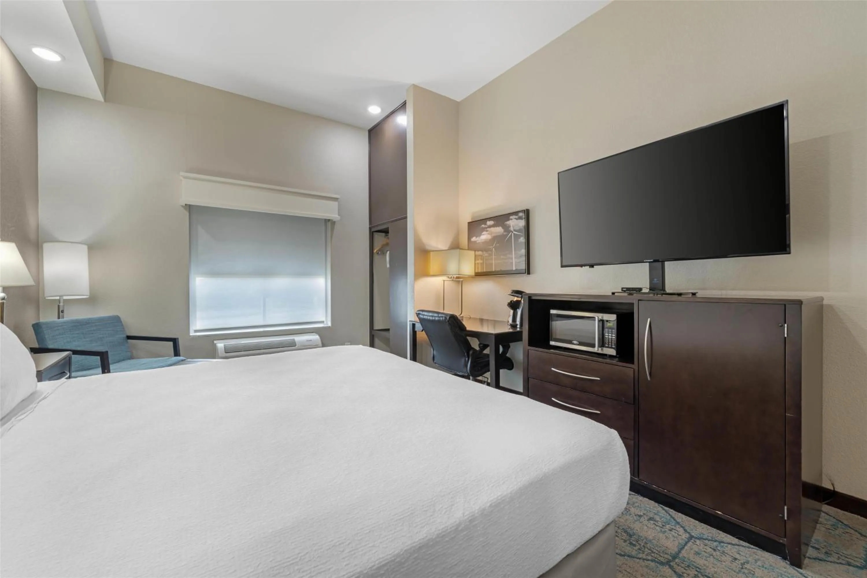 Bedroom, Bed in Best Western Plus McPherson