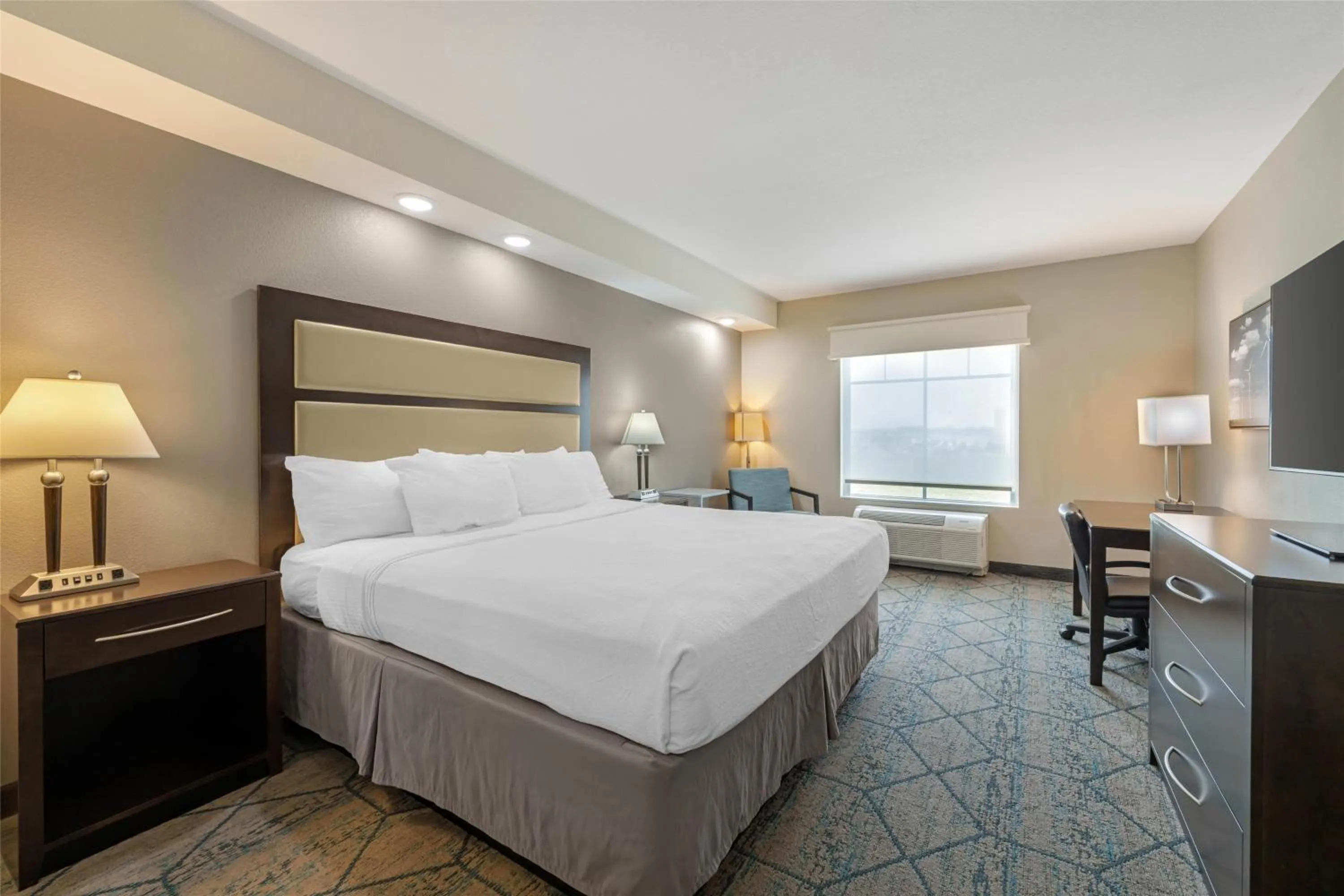 Bedroom, Bed in Best Western Plus McPherson