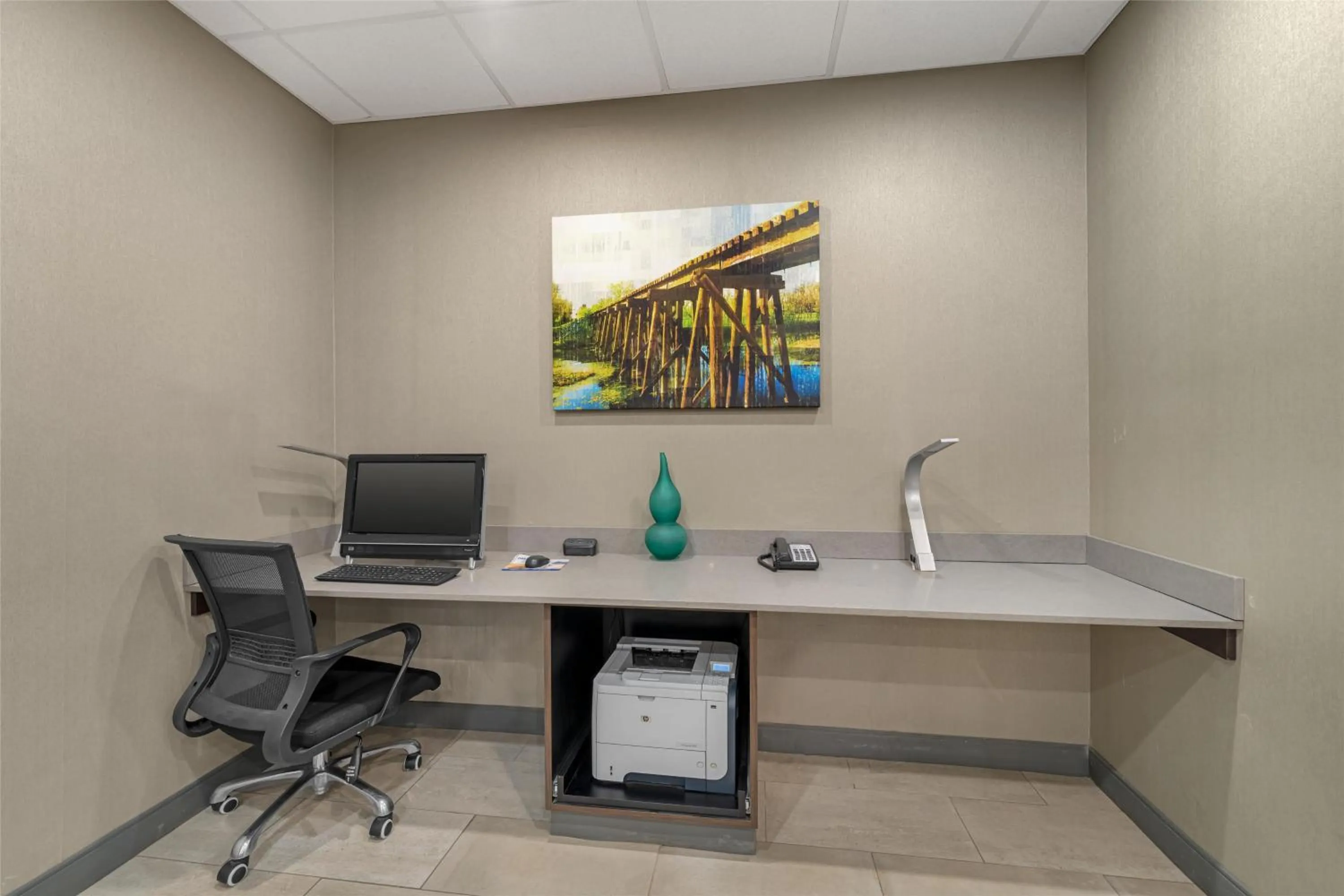 Business facilities in Best Western Plus McPherson