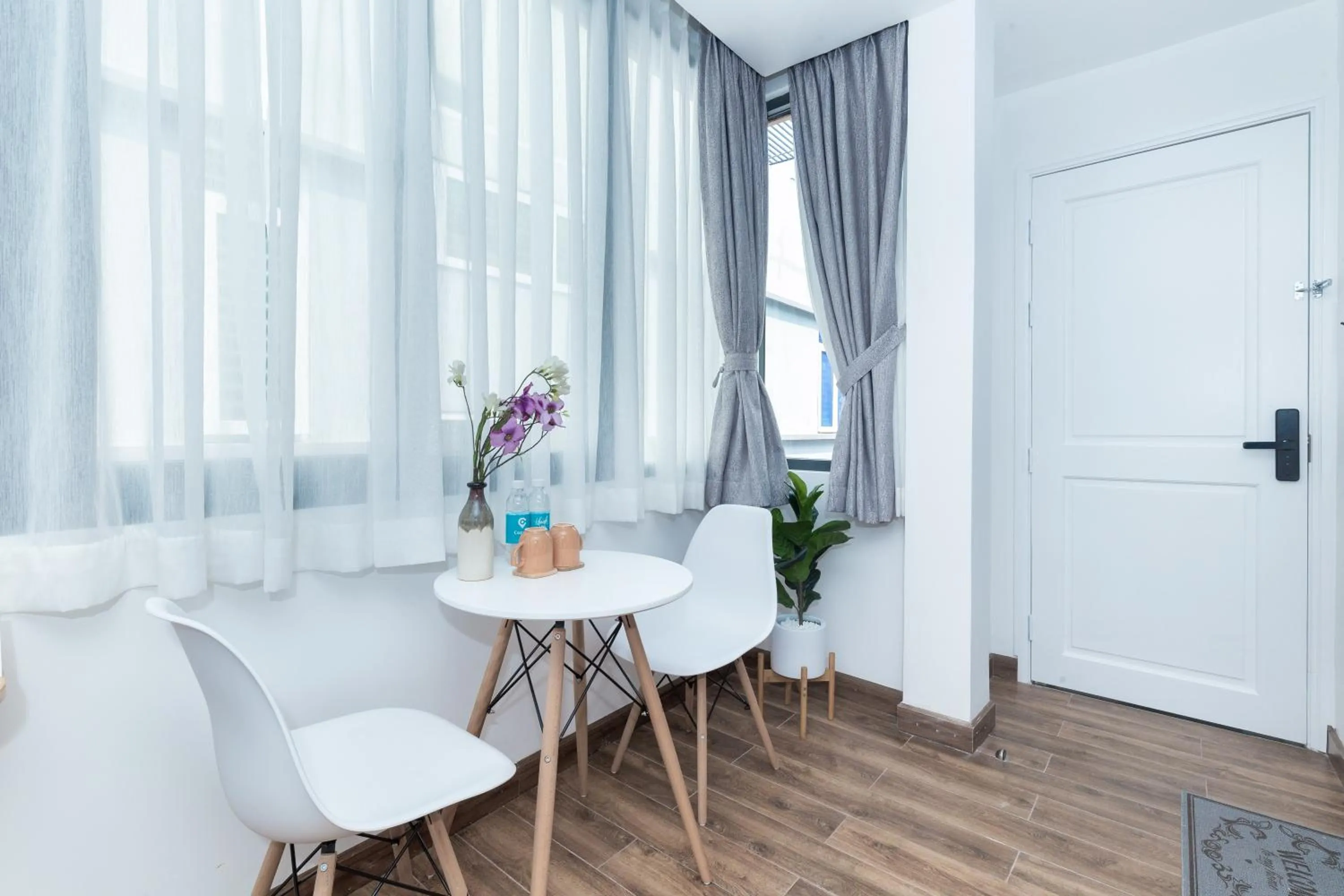Dining area in Cozrum Homes Charming Corner 2