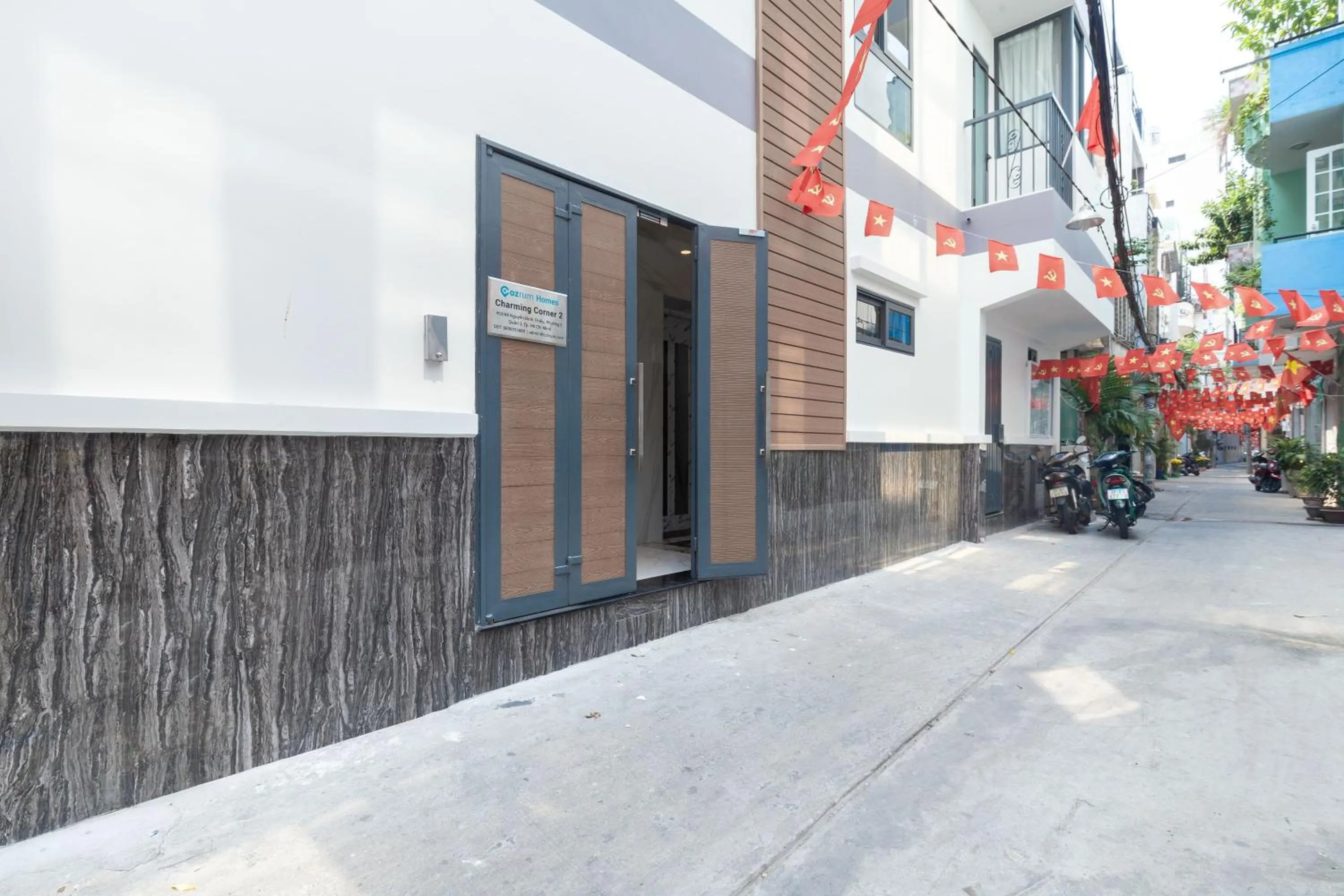 Property building in Cozrum Homes Charming Corner 2