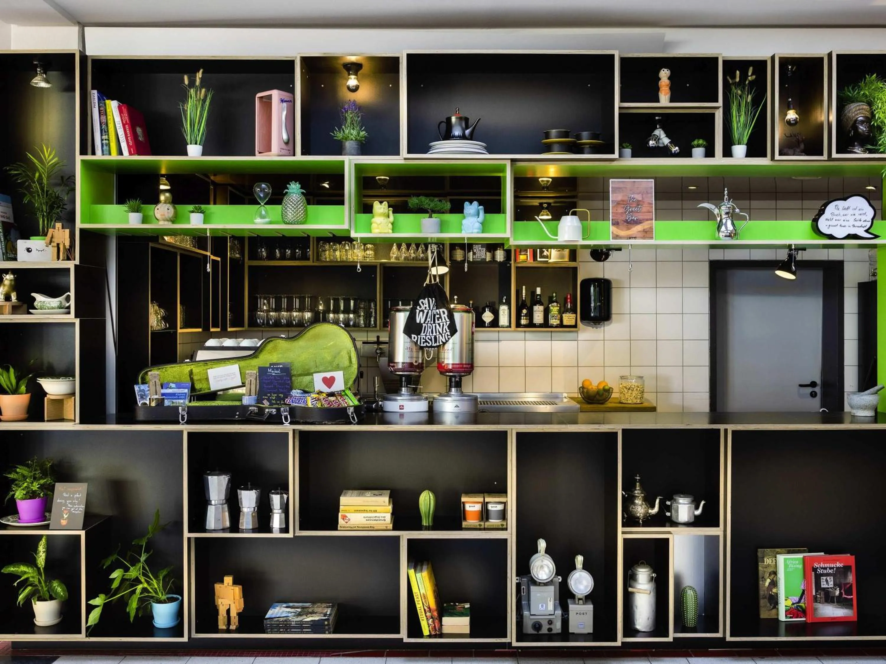 Lounge or bar in Greet hotel Darmstadt - an Accor hotel -