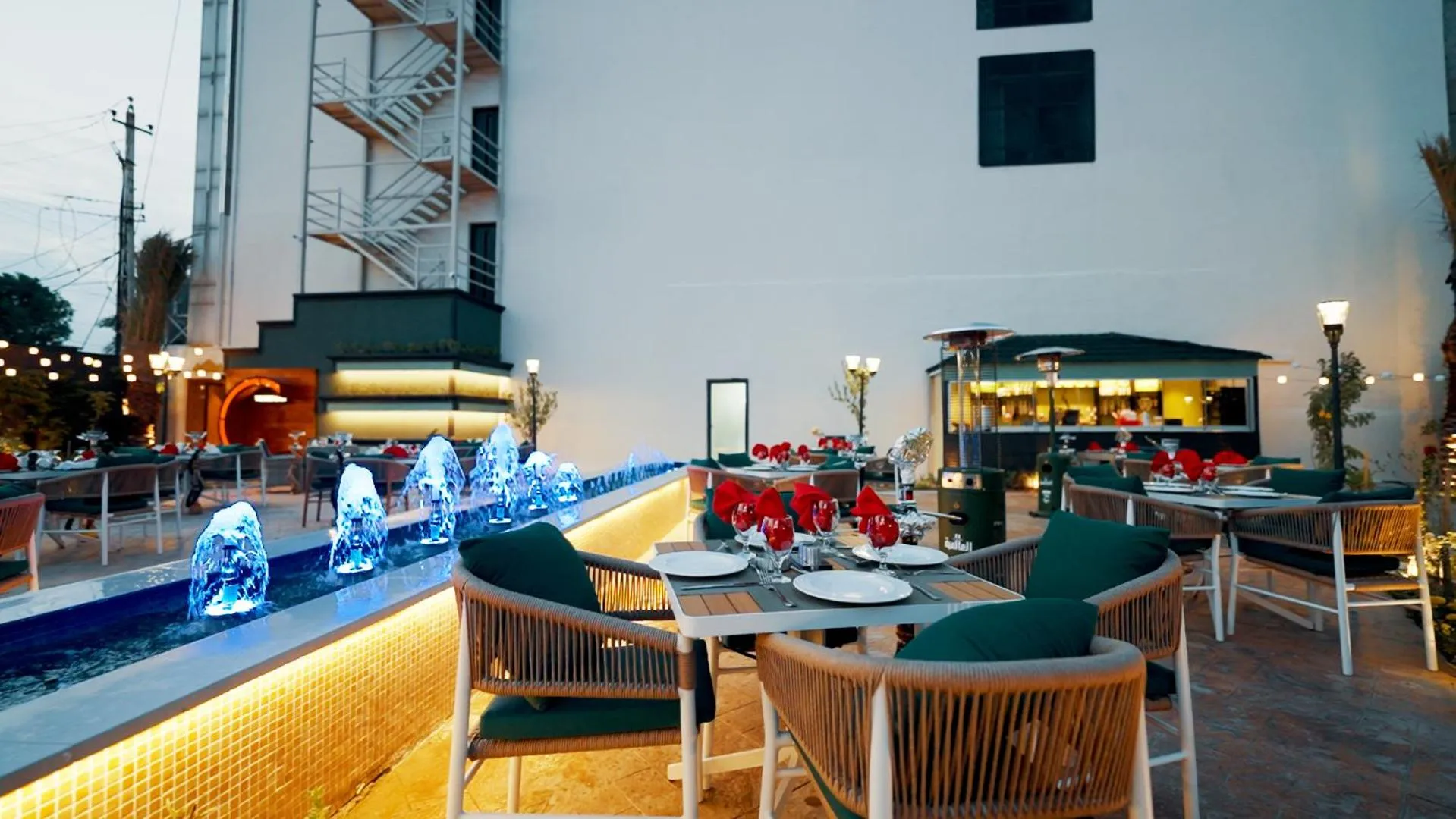 Restaurant/places to eat in Coral Baghdad Hotel