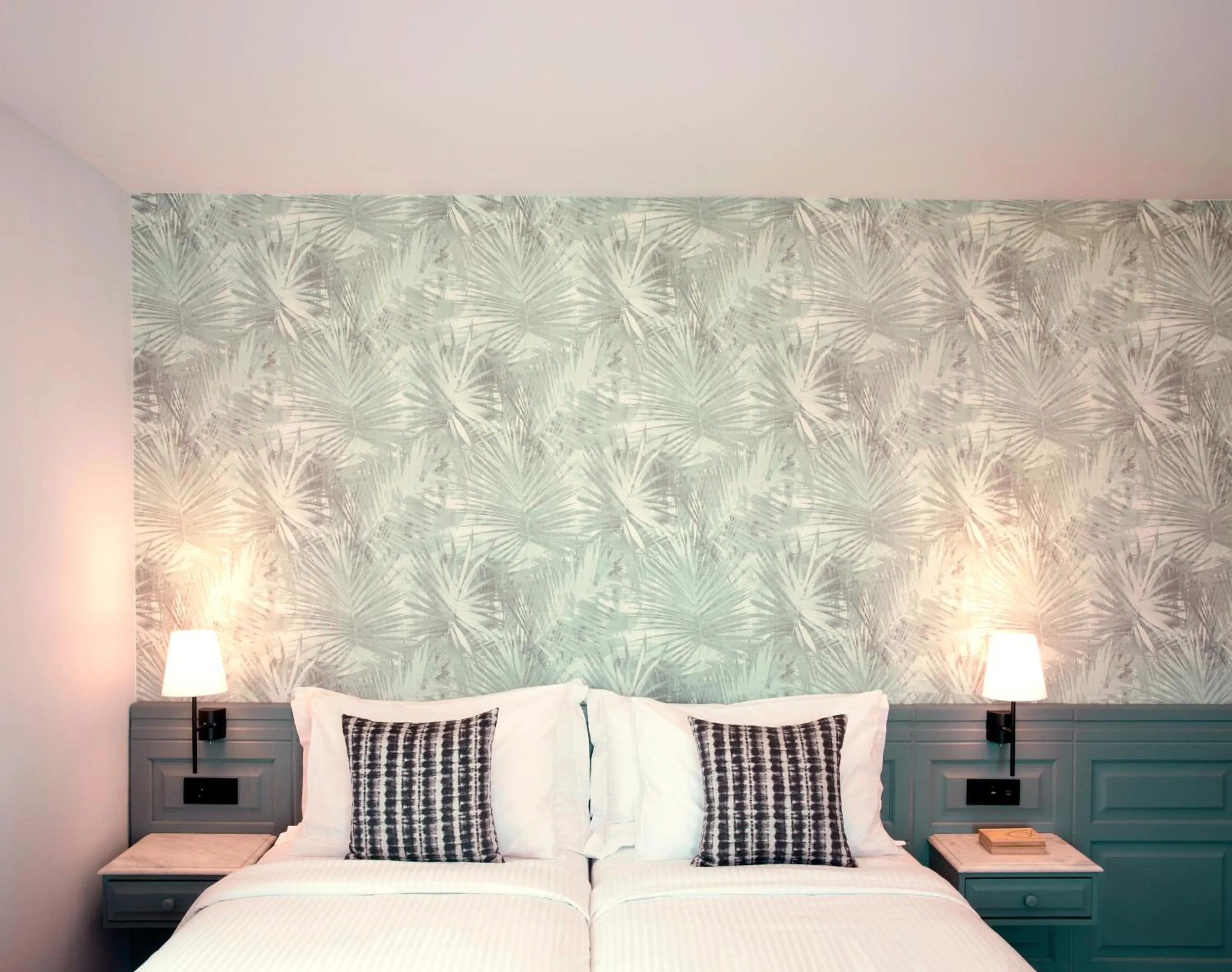 Bed in Zeus Eretria Resort