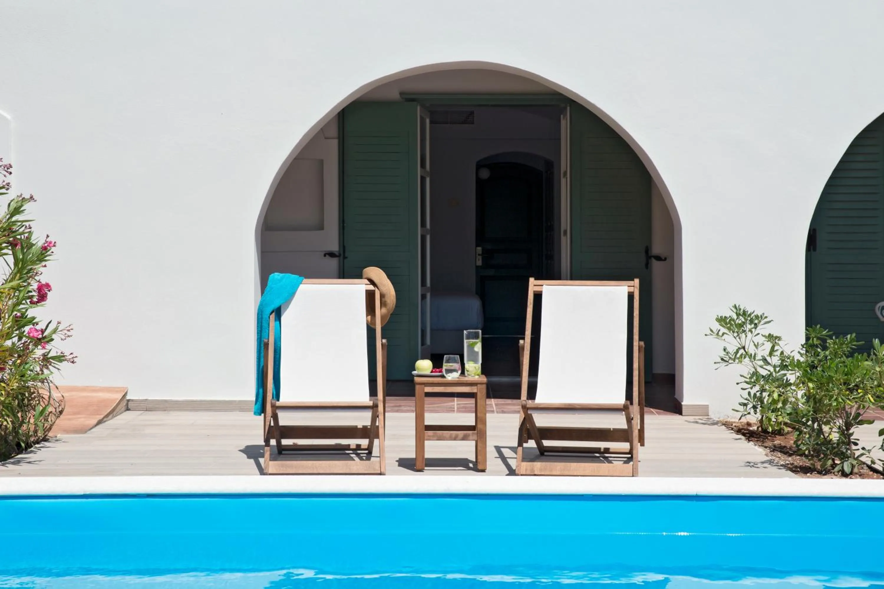 Swimming pool in Zeus Eretria Resort