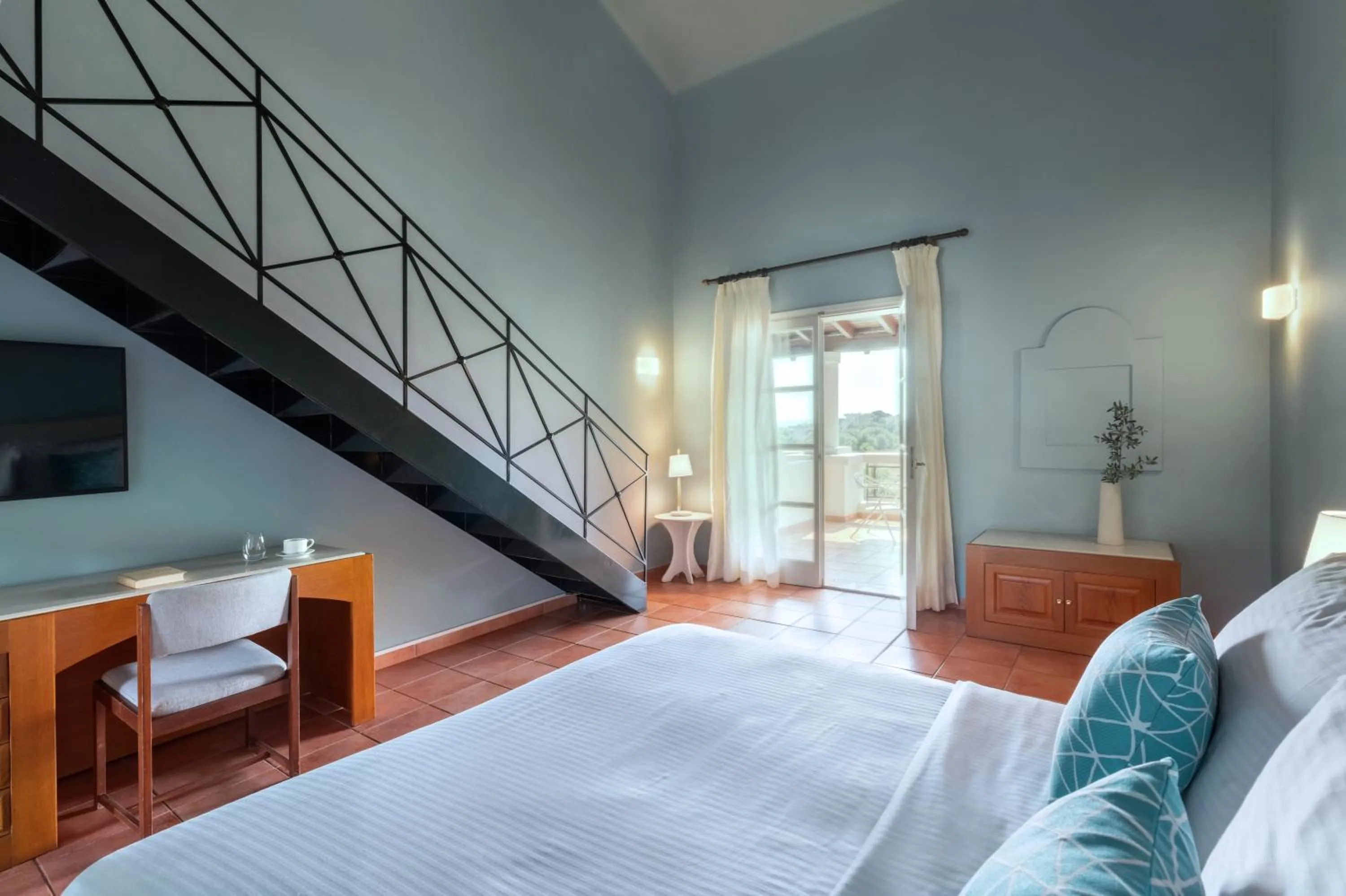 Bedroom, Bed in Zeus Eretria Resort