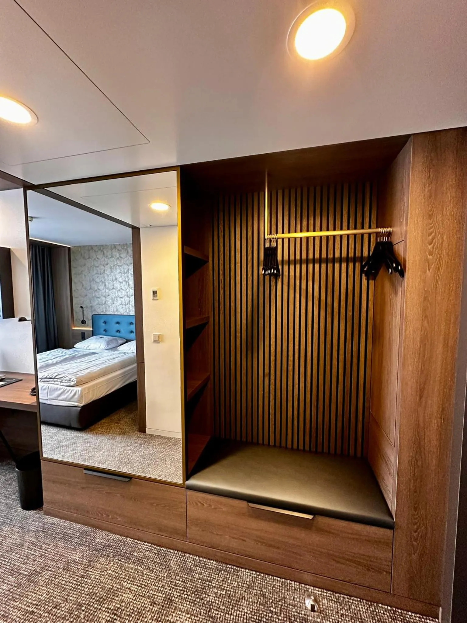 Photo of the whole room, Bed in Stadthotel Münster