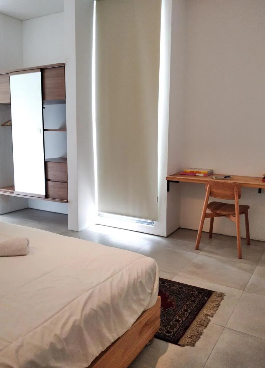 Photo of the whole room in Tengah Tengah