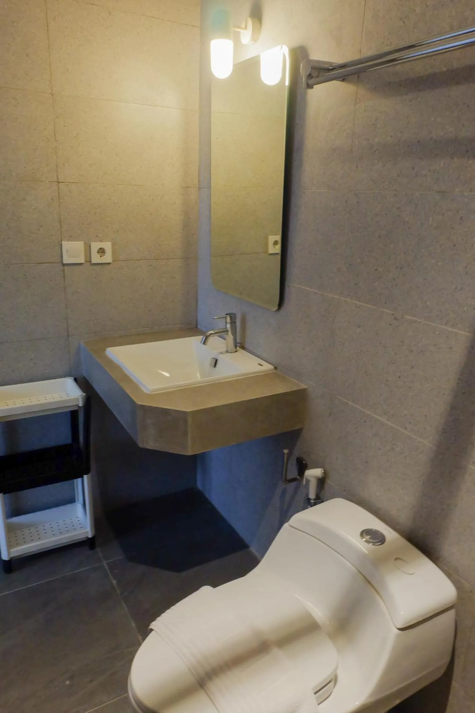 Bathroom in Tengah Tengah