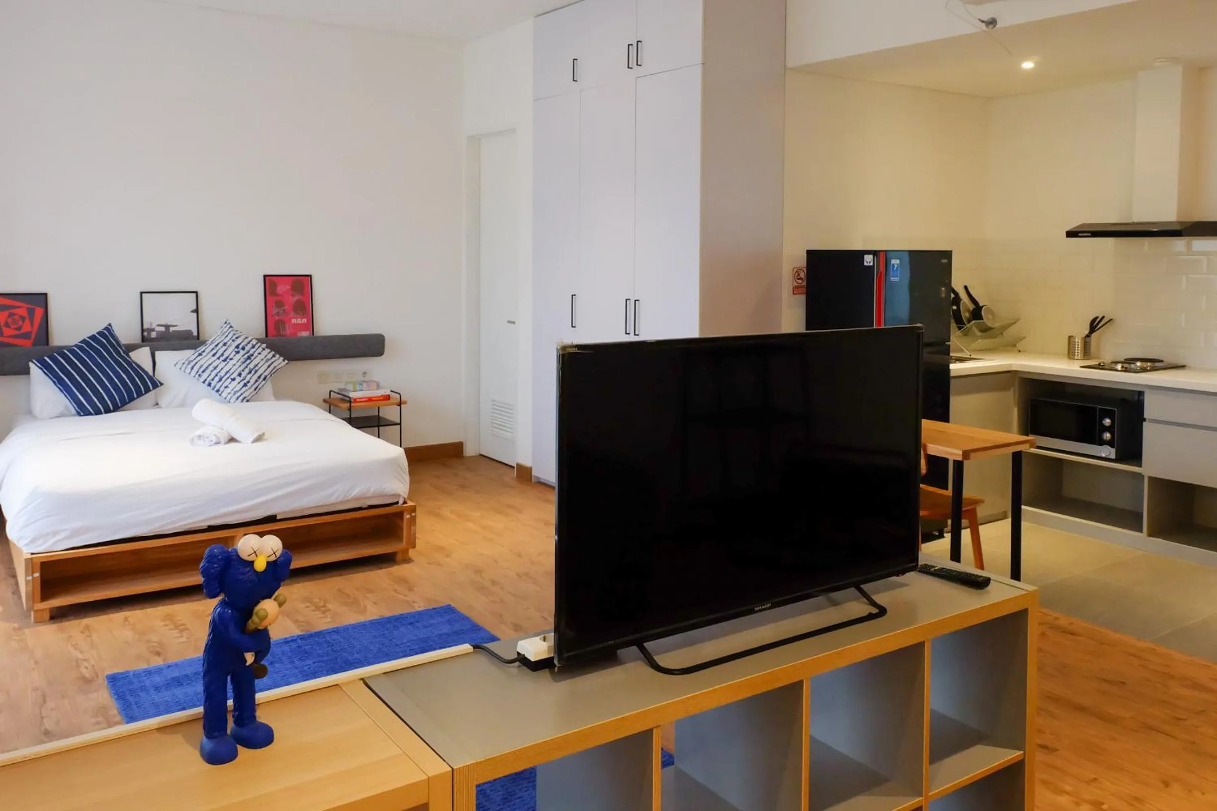 Photo of the whole room in Tengah Tengah