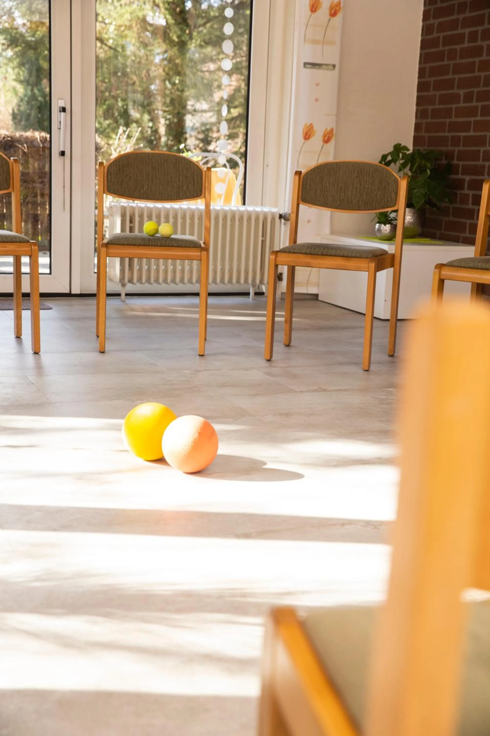 Communal lounge/ TV room in Hotel-Pension Haus Holtdirk