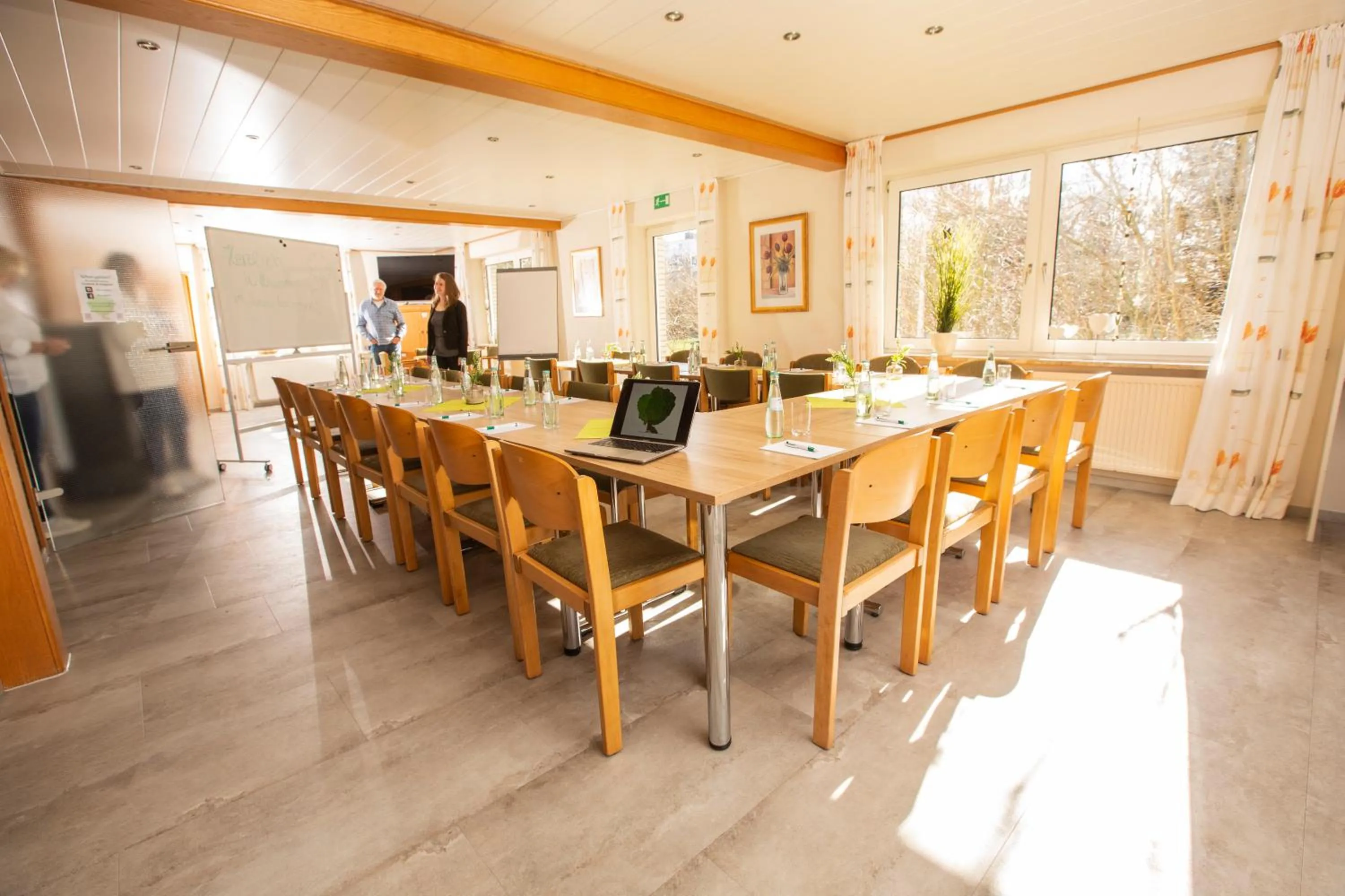 Business facilities in Hotel-Pension Haus Holtdirk