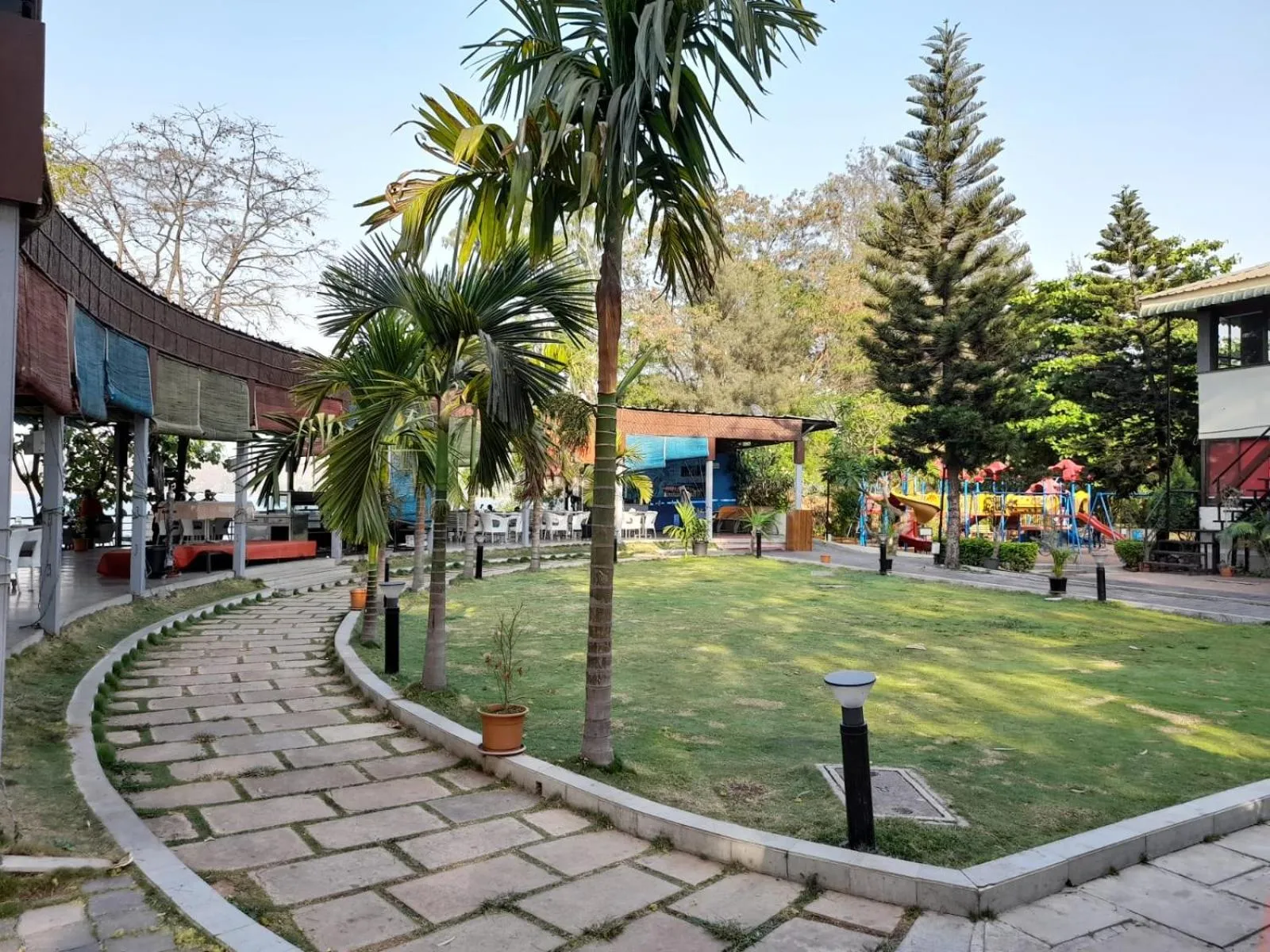 Garden view in Aquarius Resort