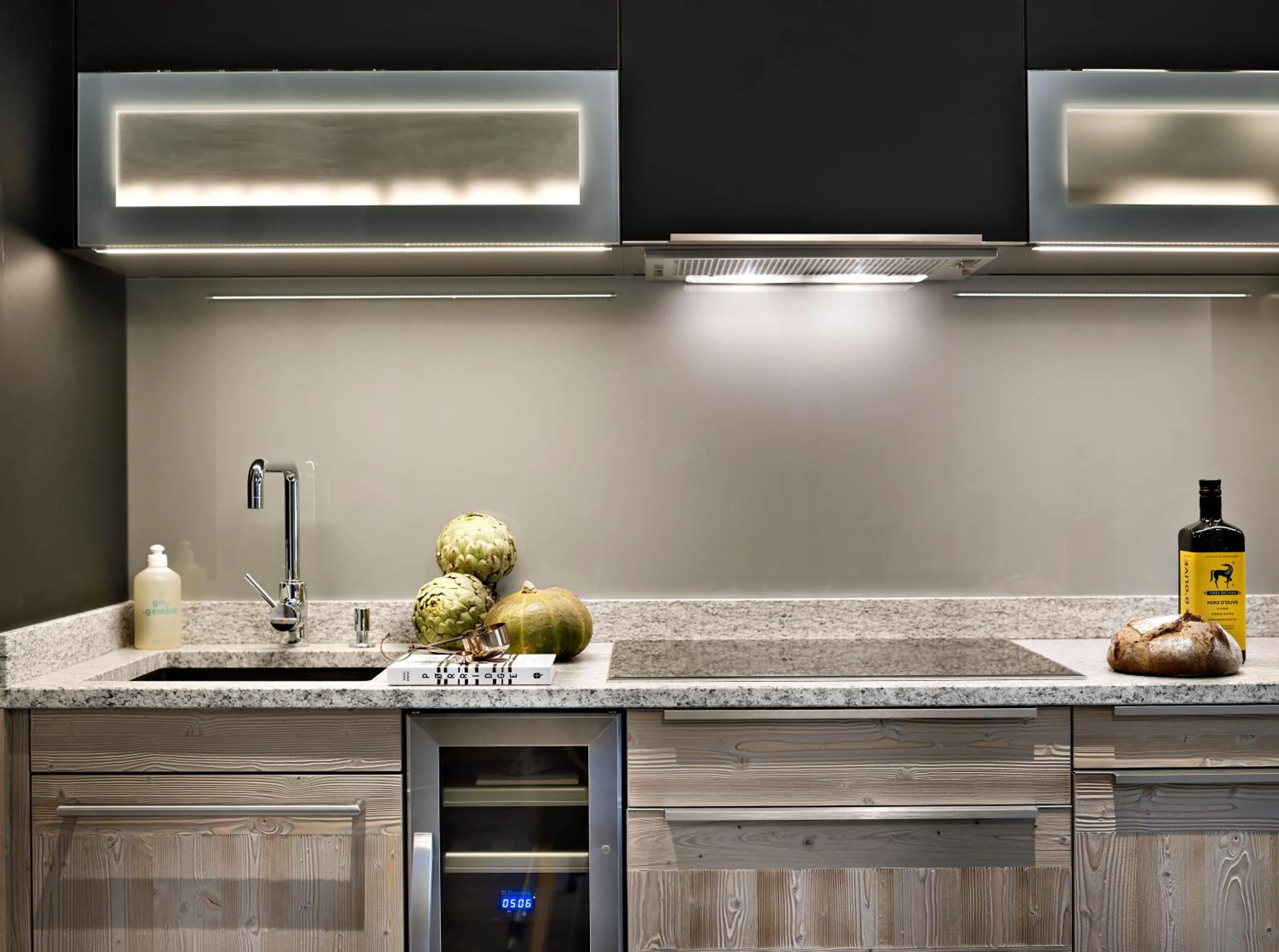 kitchen in MGM Hôtels & Résidences - Résidence Chalets Laska