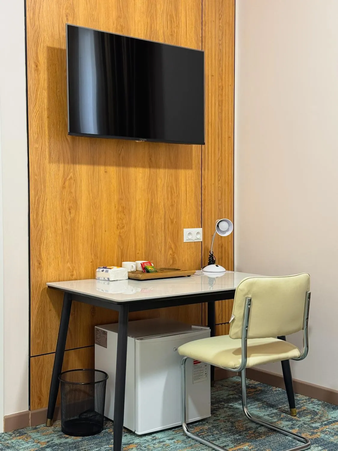 TV and multimedia in Musafir Hotel