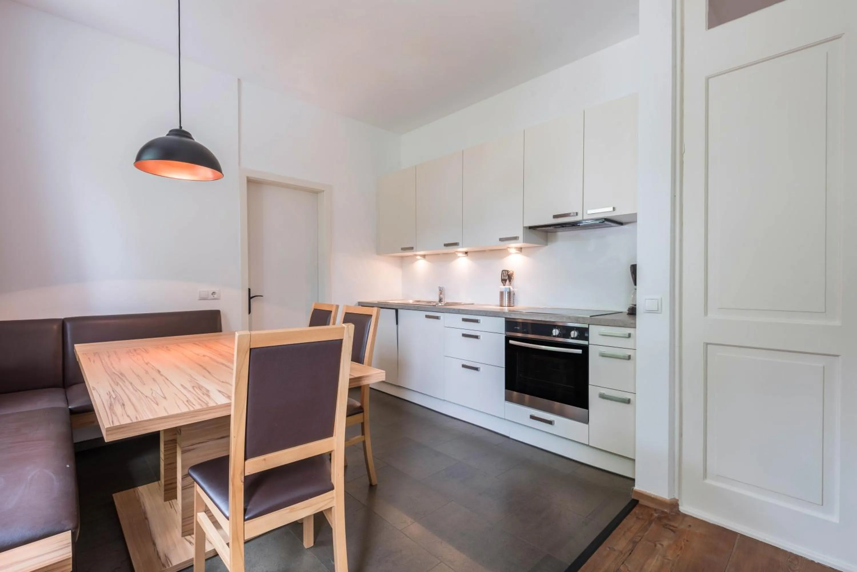 Kitchen or kitchenette in Villa Martiner Apartments Francesco
