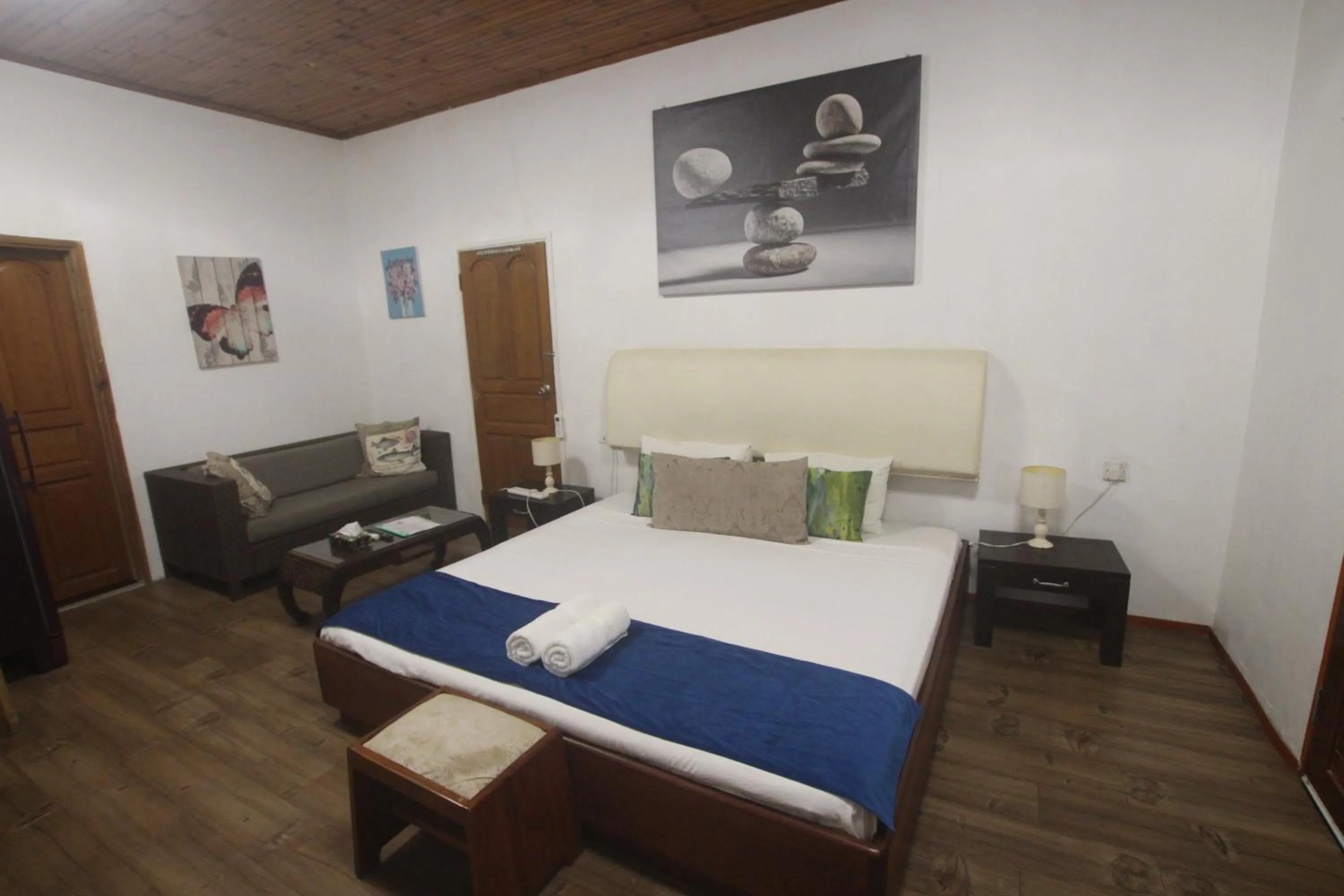 Bed in Castaway Lodge