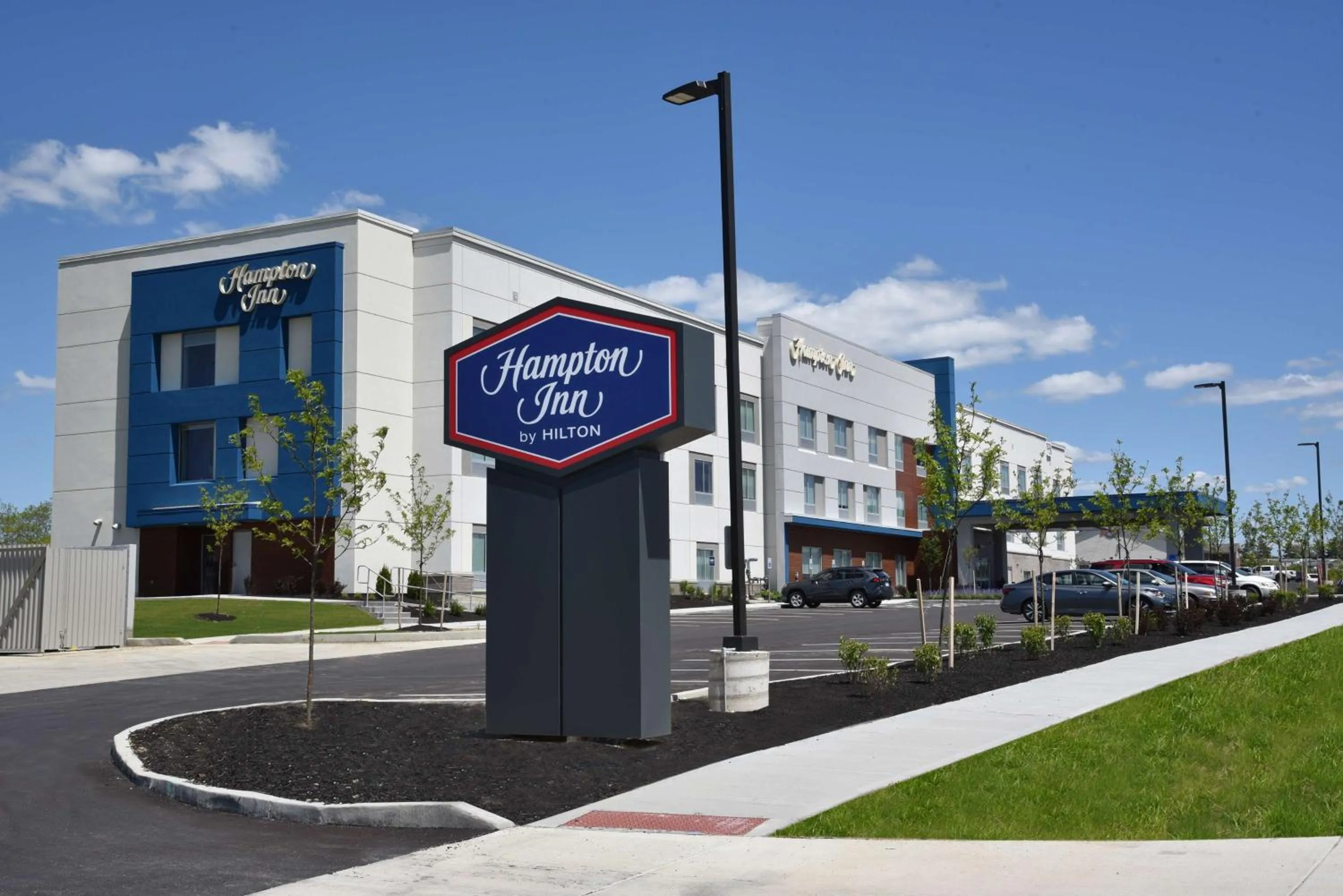 Property building in Hampton Inn Richwood Cincinnati South, KY