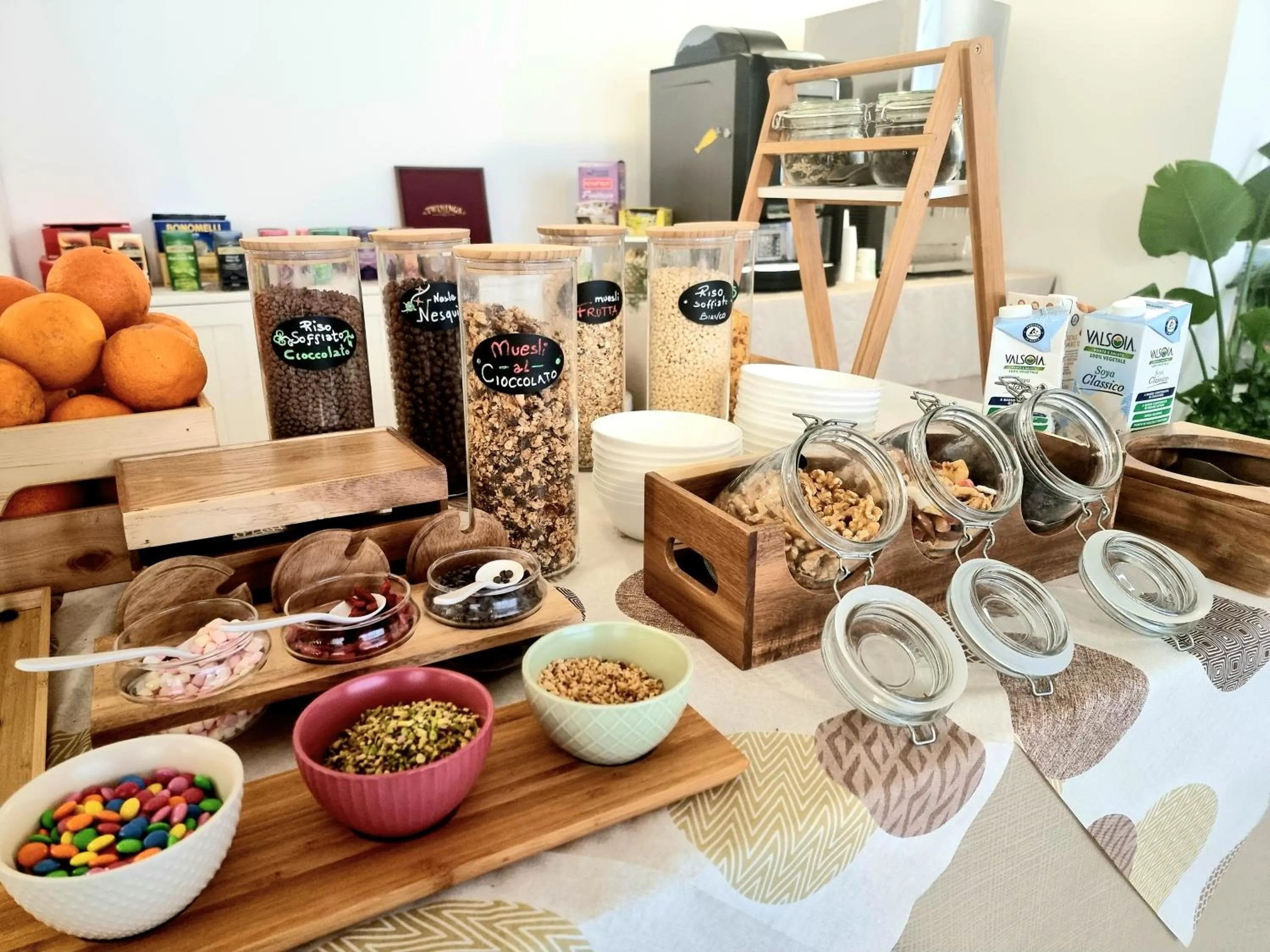 Food and drinks in Hotel Elefantino Grey - Free Brunch & Breakfast Until 13-00 - Vicinissimi a Mirabilandia